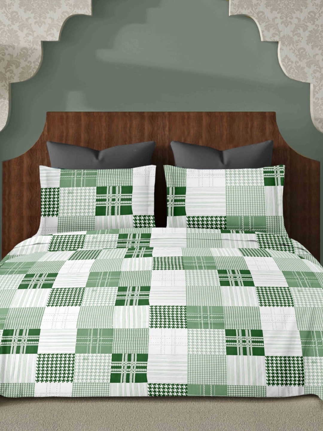 Ariana Green & White Geometric Printed 144 TC Cotton King Bedsheet Set 2.70 m x 2.70 m
Ariana Green & White Geometric Printed 144 TC Cotton King Bedsheet Set 2.70 m x 2.70 m