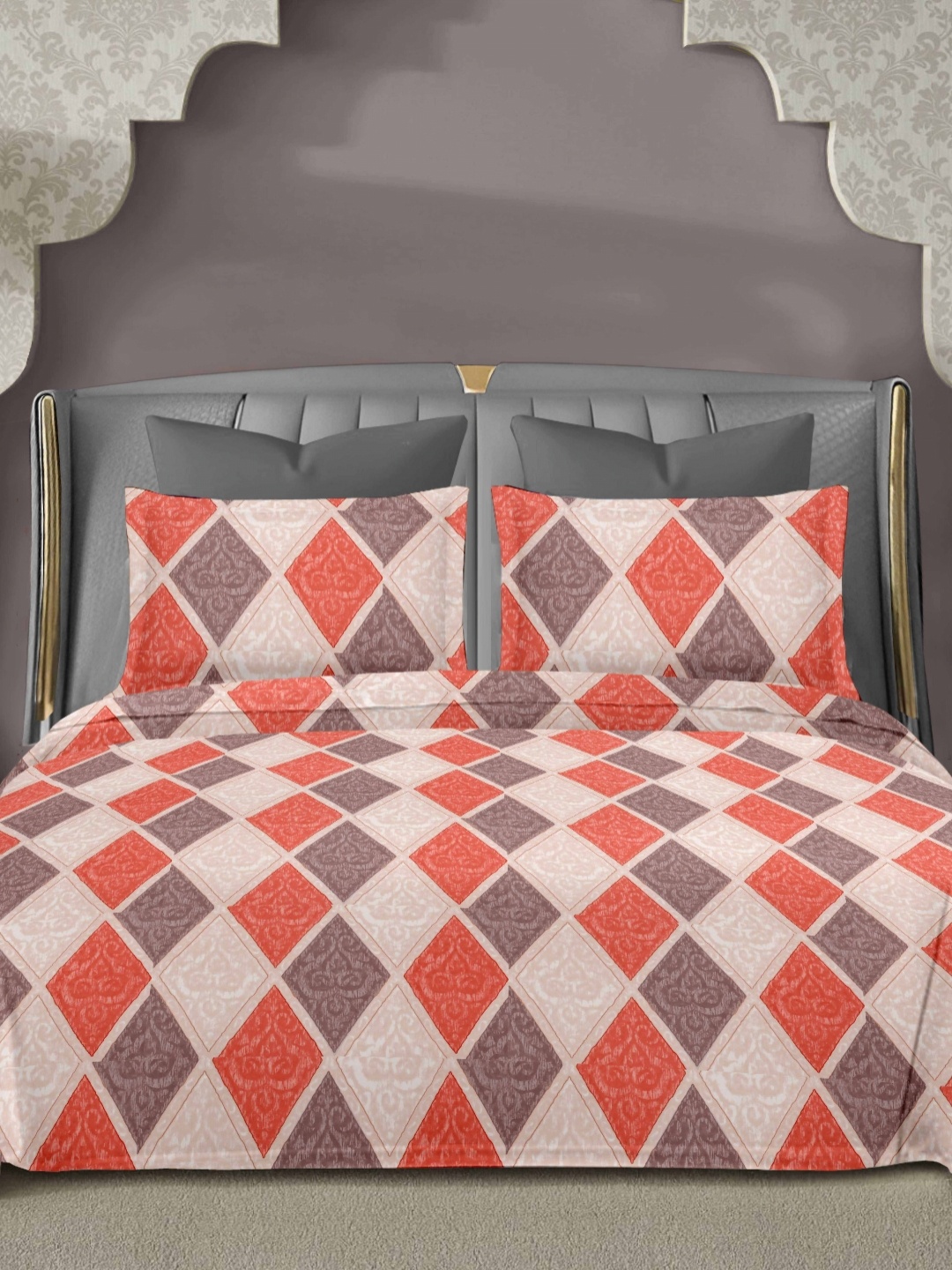 Ariana Red & White Geometric Printed 144 TC Cotton King Bedsheet Set 2.70 m x 2.70 m
Ariana Red & White Geometric Printed 144 TC Cotton King Bedsheet Set 2.70 m x 2.70 m