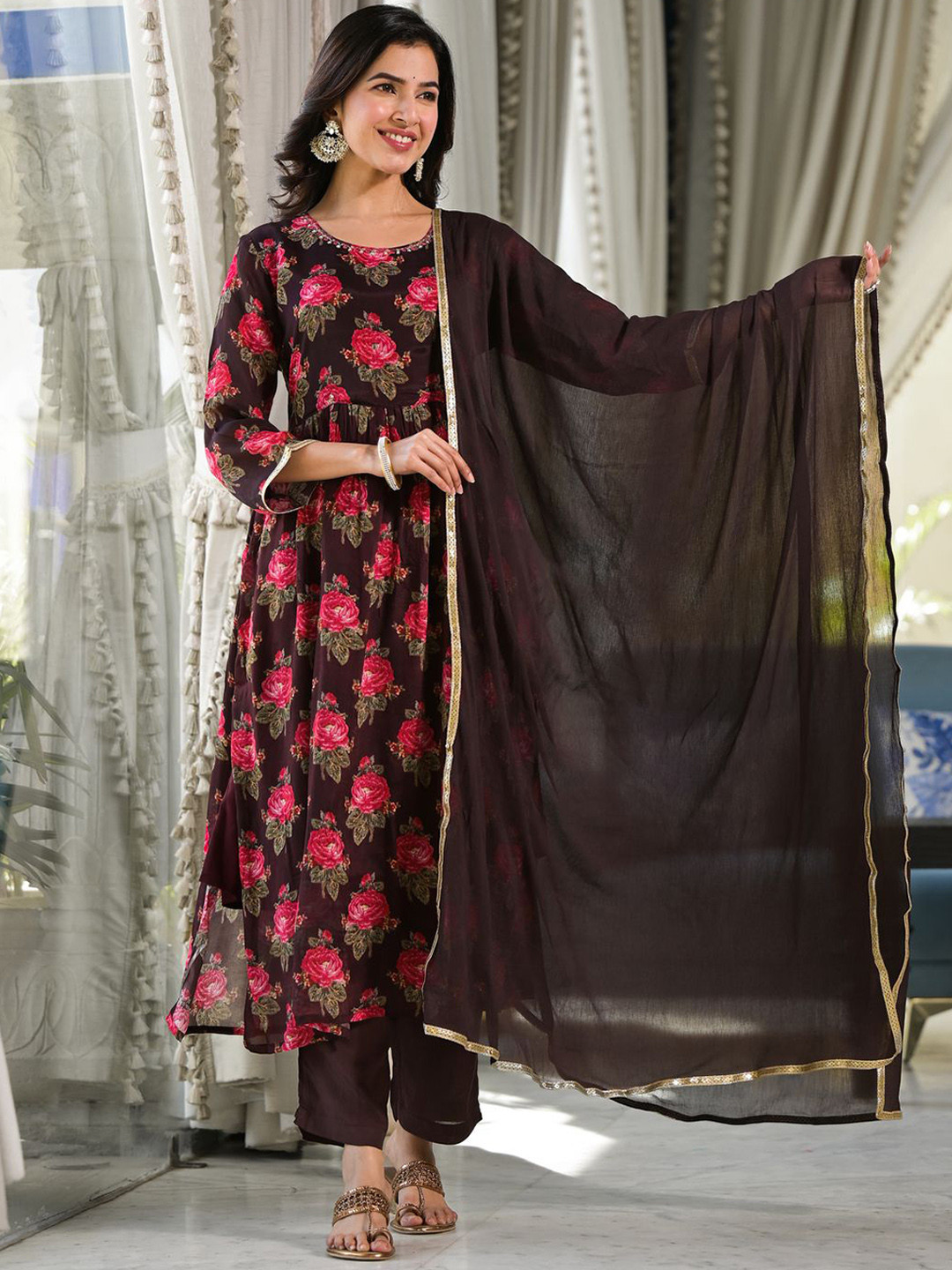 NITVAN Floral Printed Pleated Round Neck A-Line Chinon Kurta With Trouser & Dupatta, Burgundy
NITVAN Floral Printed Pleated Round Neck A-Line Chinon Kurta With Trouser & Dupatta, Burgundy