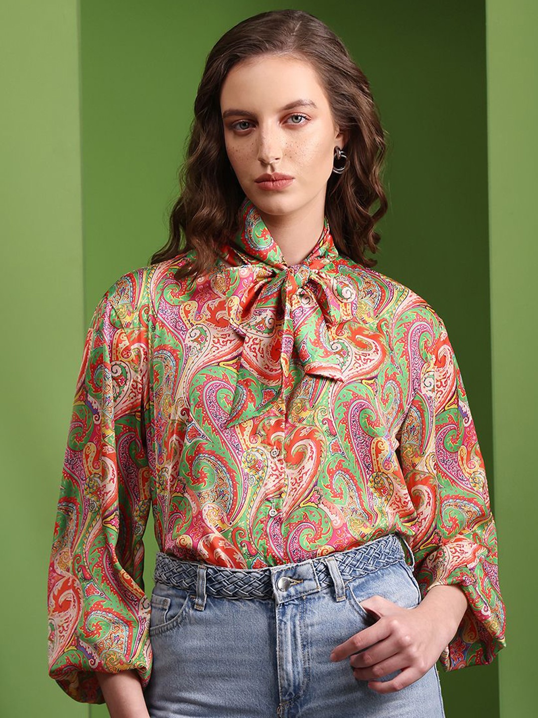 OBSHIVKA Women Ethnic Motifs Printed Tie-Up Neck Puff Sleeve Shirt Style Satin Top, Orange
OBSHIVKA Women Ethnic Motifs Printed Tie-Up Neck Puff Sleeve Shirt Style Satin Top, Orange
