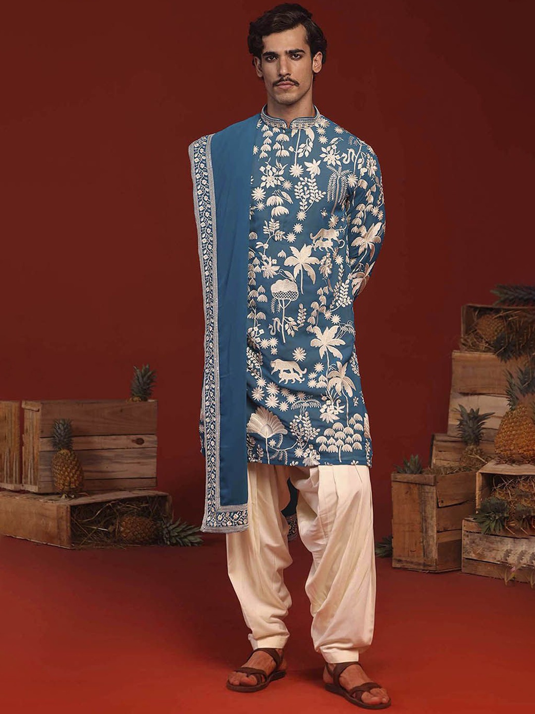 KALPRAAG Floral Embroidered Sequinned Mandarin Collar Kurta With Patiala & Dupatta, Blue
KALPRAAG Floral Embroidered Sequinned Mandarin Collar Kurta With Patiala & Dupatta, Blue