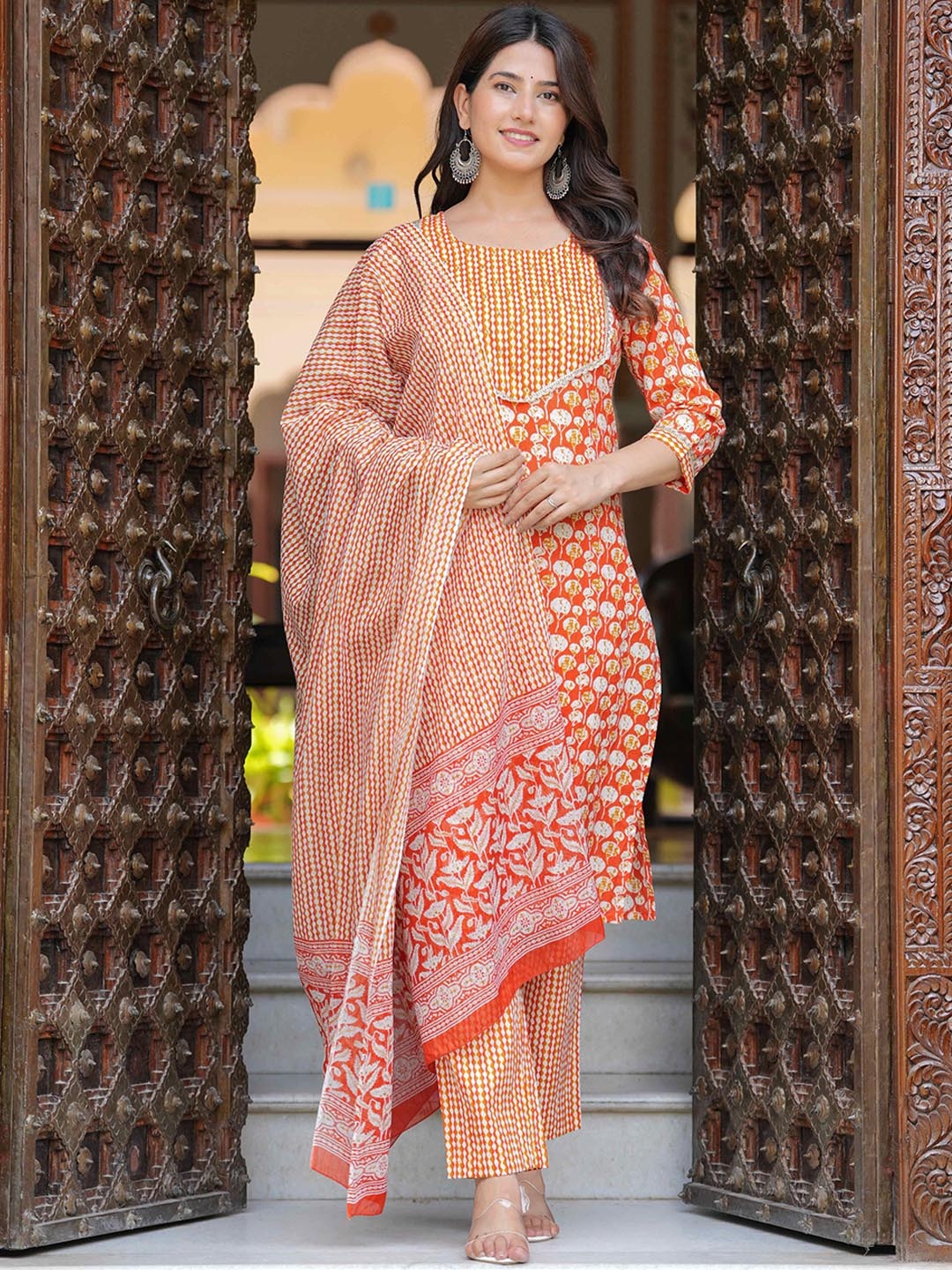 Mishree Collection Quirky Printed Pure Cotton Straight Kurta With Trouser And Dupatta, Orange
Mishree Collection Quirky Printed Pure Cotton Straight Kurta With Trouser And Dupatta, Orange