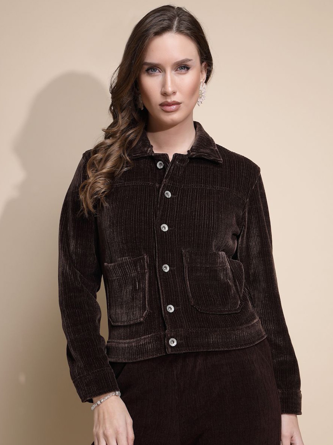 Global Republic Women Spread Collar Solid Casual Tailored Lightweight Jacket, Coffee brown
Global Republic Women Spread Collar Solid Casual Tailored Lightweight Jacket, Coffee brown