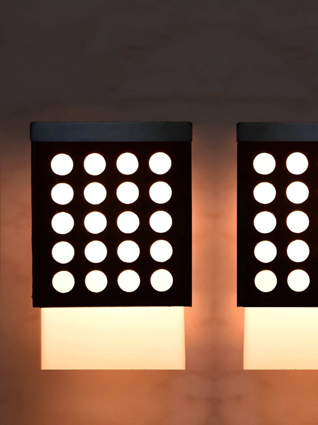 Gojeeva Black and White 2 Pieces Wooden Textured Square Shaped Contemporary Wall Lamps
Gojeeva Black and White 2 Pieces Wooden Textured Square Shaped Contemporary Wall Lamps