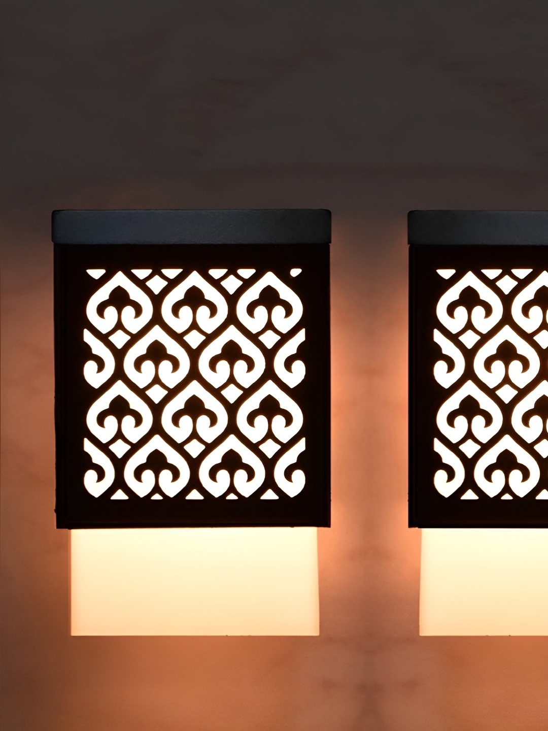 Gojeeva Black & White 2 Pieces Textured Wooden Square Shaped Contemporary Ceiling Lamps
Gojeeva Black & White 2 Pieces Textured Wooden Square Shaped Contemporary Ceiling Lamps