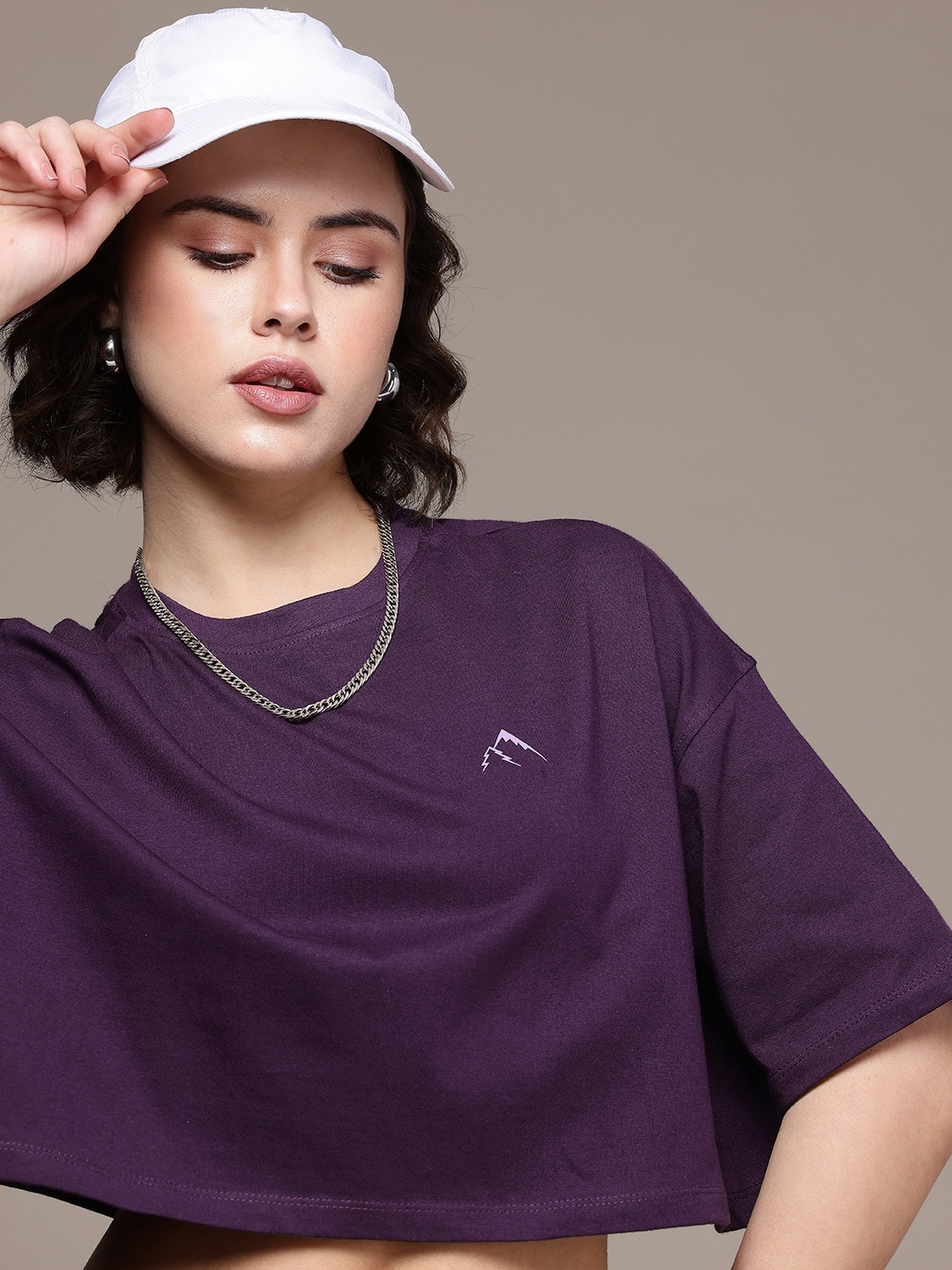 The Roadster Life Co. Drop-Shoulder Sleeves Pure Cotton Crop Boxy T-shirt, Violet
The Roadster Life Co. Drop-Shoulder Sleeves Pure Cotton Crop Boxy T-shirt, Violet