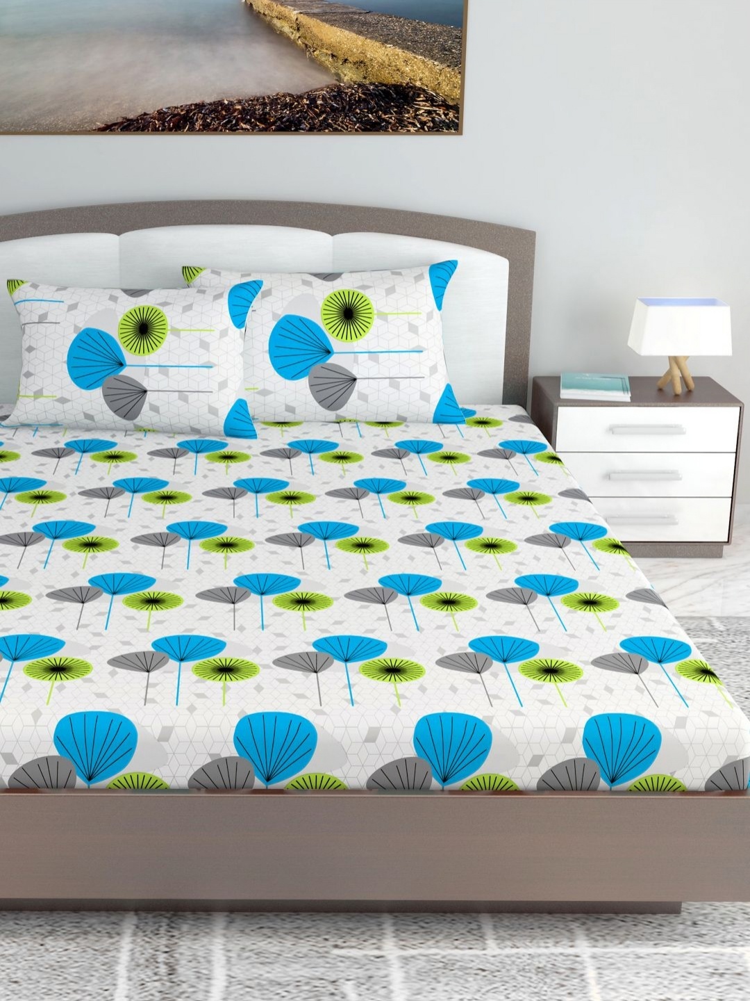 Divine Casa Modern White Floral Printed Cotton 144 TC King Bedsheet Set 1.85 m X 2.00 m
Divine Casa Modern White Floral Printed Cotton 144 TC King Bedsheet Set 1.85 m X 2.00 m