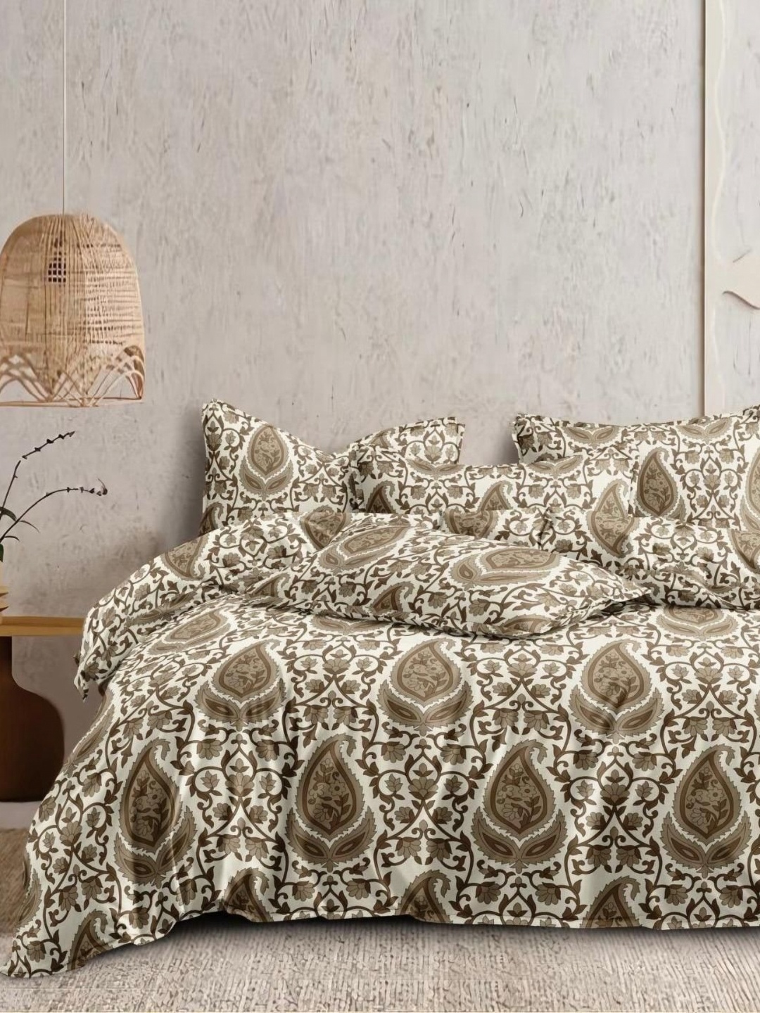 Banchmark Home Furnishings Taupe & Brown Ethnic Motifs 200 TC King Bedsheet with 2 Pillow Covers
Banchmark Home Furnishings Taupe & Brown Ethnic Motifs 200 TC King Bedsheet with 2 Pillow Covers