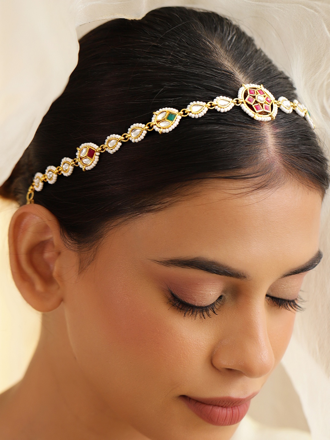 Rubans 18K Gold-Plated Red, Green & White Kundan & Pearl Beaded Matha Patti Head Jewellery
Rubans 18K Gold-Plated Red, Green & White Kundan & Pearl Beaded Matha Patti Head Jewellery