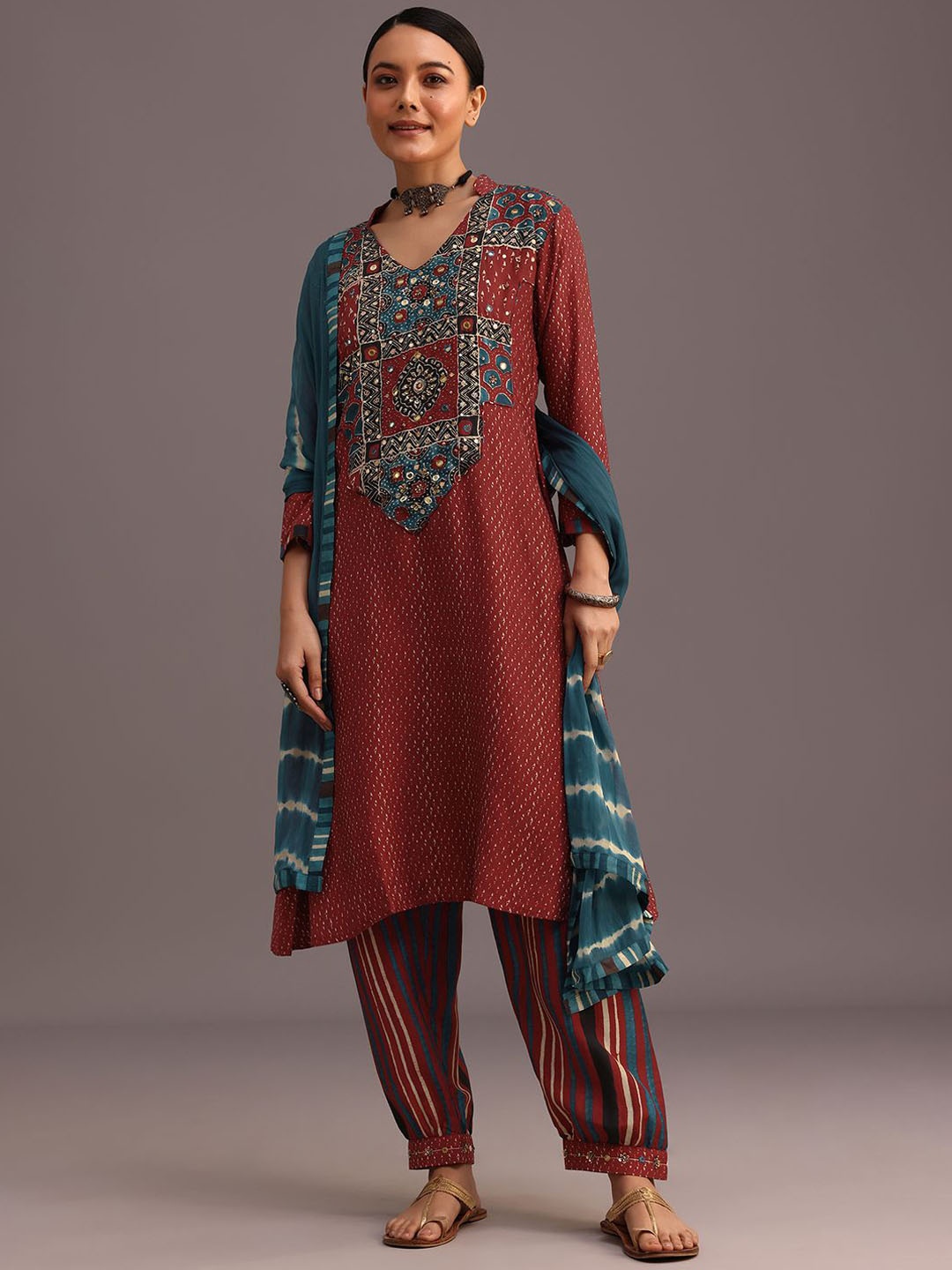 KALKI Fashion Ethnic Motif Printed Mandarin Collar A-line Kurta With Pyjamas And Dupatta, Rust
KALKI Fashion Ethnic Motif Printed Mandarin Collar A-line Kurta With Pyjamas And Dupatta, Rust