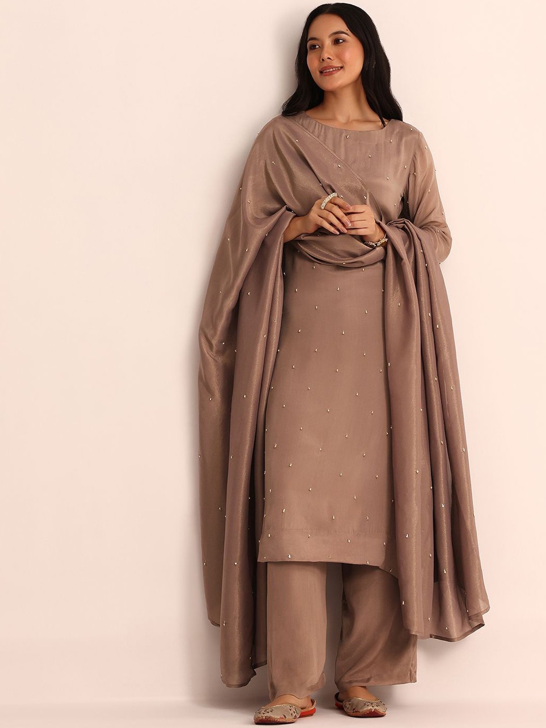 KALKI Fashion Women Ethnic Motifs Embroidered Regular Kurta with Palazzos & With Dupatta, Brown
KALKI Fashion Women Ethnic Motifs Embroidered Regular Kurta with Palazzos & With Dupatta, Brown