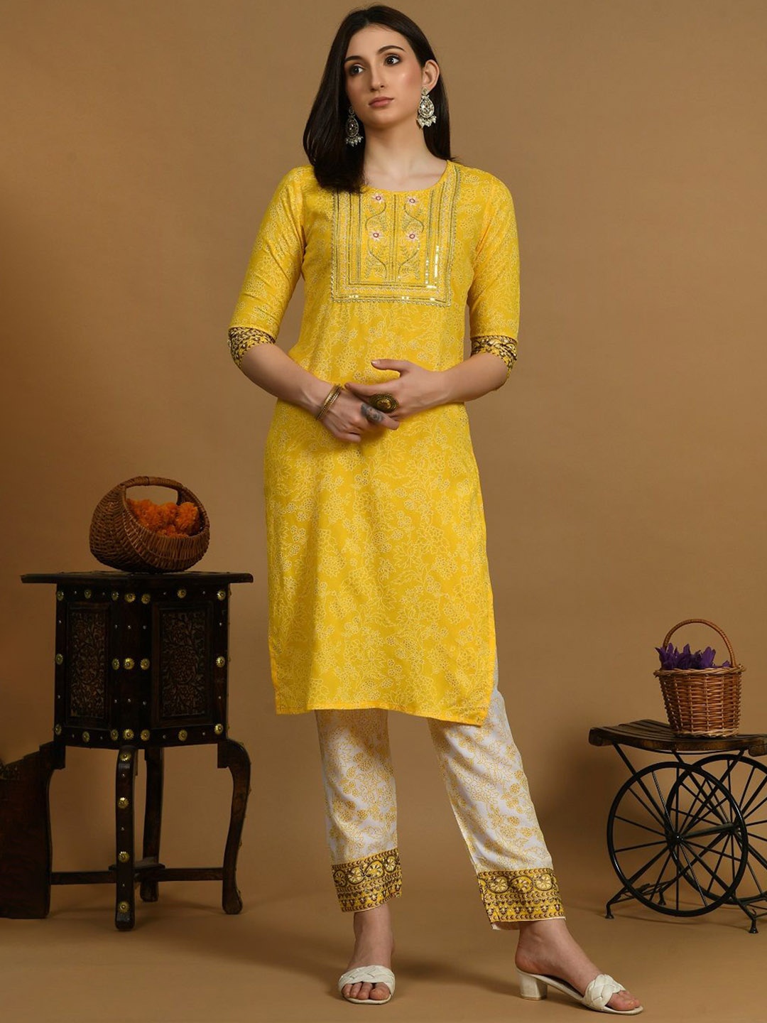 VINDYAVASINI Floral Printed Embroidered Round Neck Sequinned Straight Kurta With Trouser, Yellow
VINDYAVASINI Floral Printed Embroidered Round Neck Sequinned Straight Kurta With Trouser, Yellow