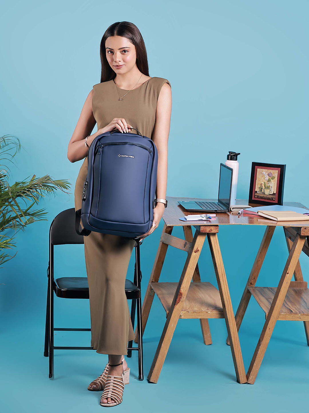 Nasher Miles Queens 22L Polyester Laptop Backpack with Number Lock & USB charging, Navy blue
Nasher Miles Queens 22L Polyester Laptop Backpack with Number Lock & USB charging, Navy blue