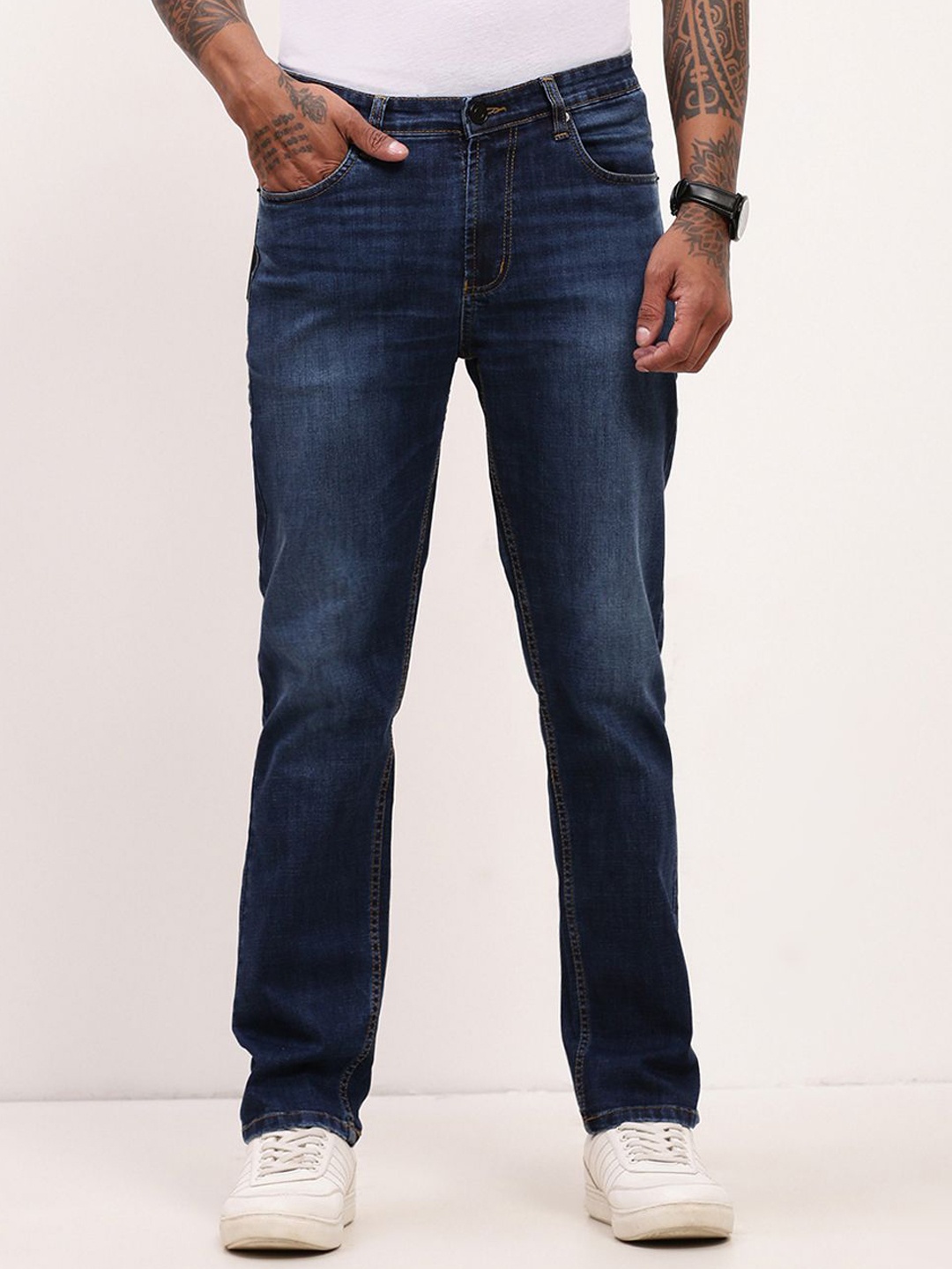 SHOWOFF Men Comfort Straight Fit Low-Rise Light Fade Acid Wash Stretchable Jeans, Blue
SHOWOFF Men Comfort Straight Fit Low-Rise Light Fade Acid Wash Stretchable Jeans, Blue