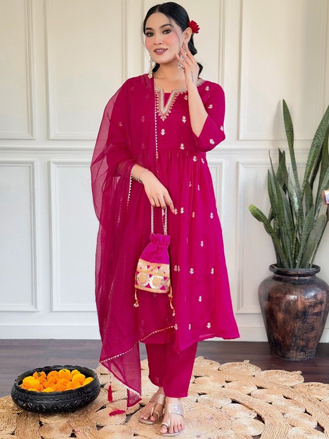 KOTRONS Floral Embroidered Sequinned Pure Silk Anarkali Kurta With Trousers & Dupatta, Pink
KOTRONS Floral Embroidered Sequinned Pure Silk Anarkali Kurta With Trousers & Dupatta, Pink