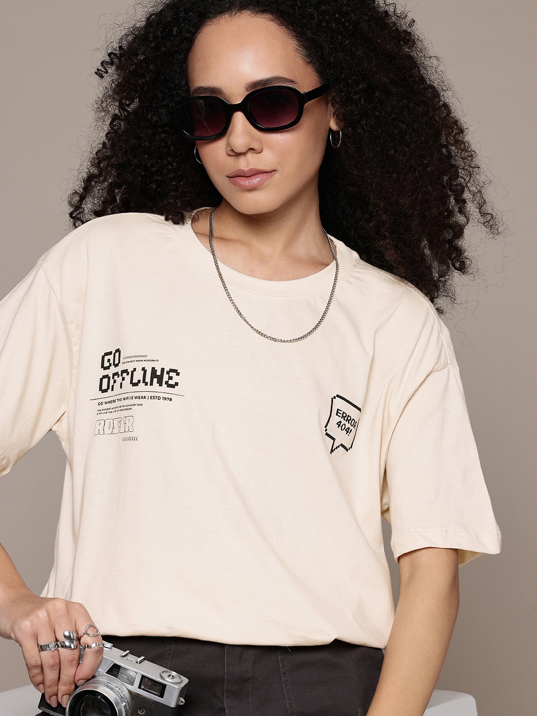 The Roadster Life Co. Typography Printed Drop-Shoulder Pure Cotton Oversized T-shirt, Beige
The Roadster Life Co. Typography Printed Drop-Shoulder Pure Cotton Oversized T-shirt, Beige