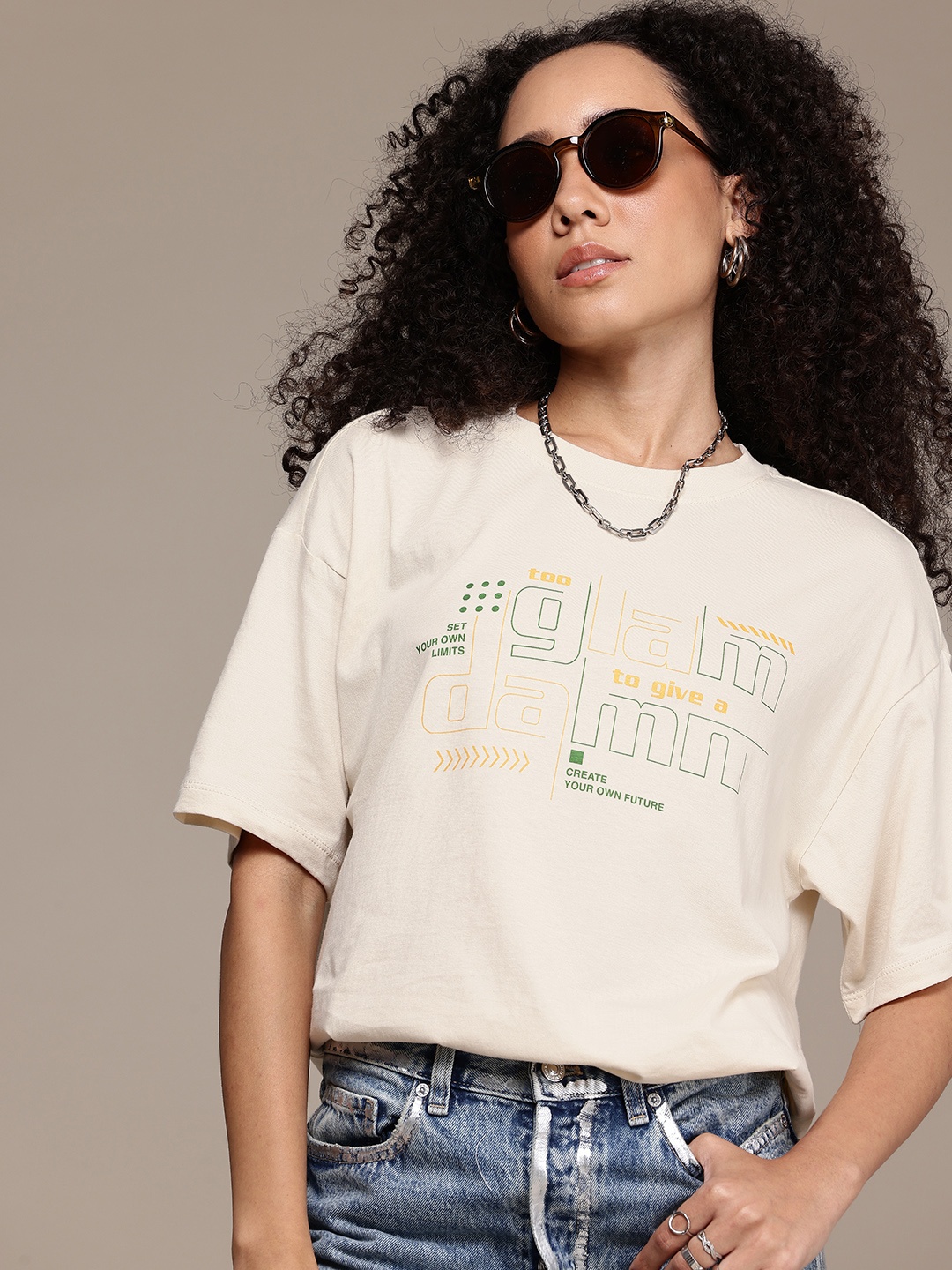 The Roadster Life Co. Printed Drop-Shoulder Sleeves Pure Cotton Oversized T-shirt, Beige
The Roadster Life Co. Printed Drop-Shoulder Sleeves Pure Cotton Oversized T-shirt, Beige