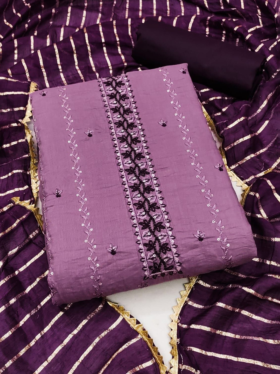 A TO Z CART Floral Embroidered Sequinned Cotton Silk Unstitched Dress Material, Purple
A TO Z CART Floral Embroidered Sequinned Cotton Silk Unstitched Dress Material, Purple