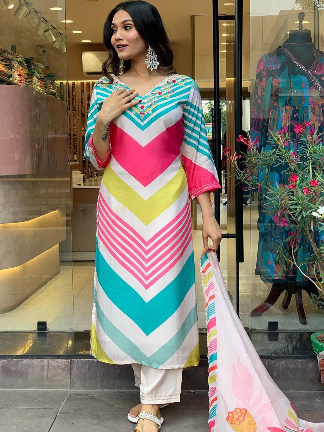 Krimmple Chevron Printed V-Neck Embroidered Straight Kurta With Trousers And Dupatta, Pink
Krimmple Chevron Printed V-Neck Embroidered Straight Kurta With Trousers And Dupatta, Pink
