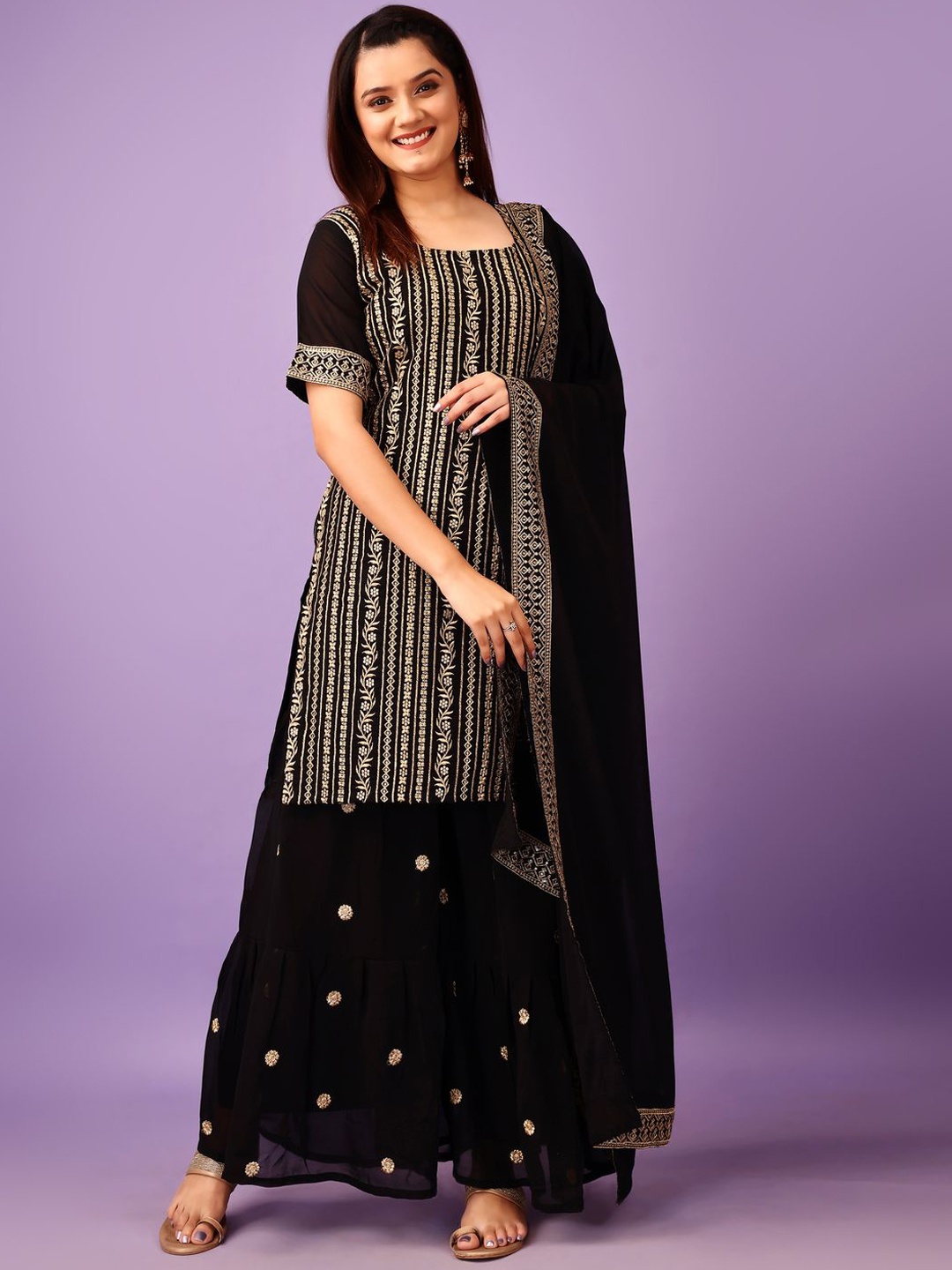 Wedani Floral Embroidered Thread Work Georgette Straight Kurti With Sharara And Dupatta, Black
Wedani Floral Embroidered Thread Work Georgette Straight Kurti With Sharara And Dupatta, Black