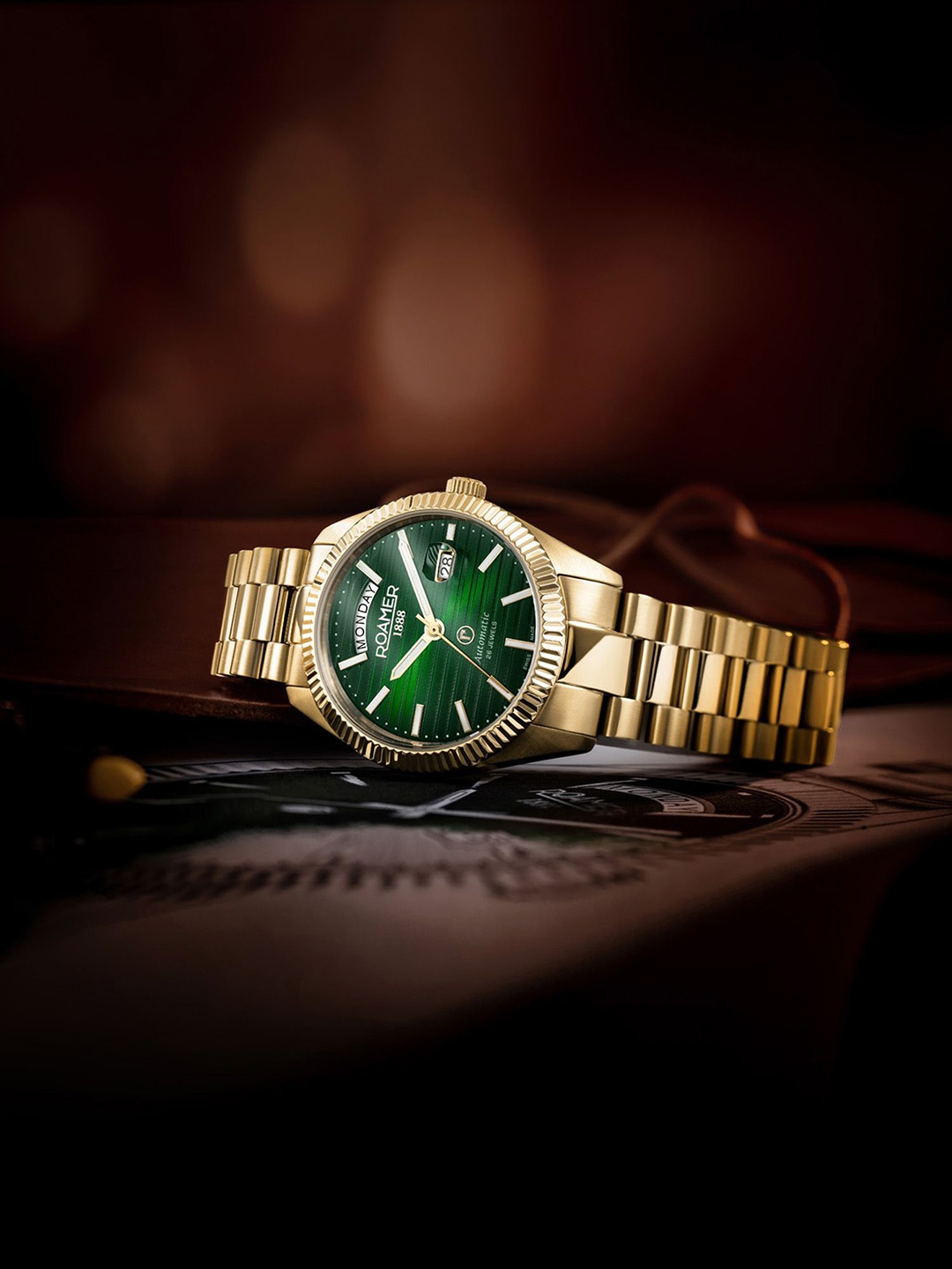 ROAMER Men Brass Dial & Stainless Steel Bracelet Style Straps Analogue Watch 981666 48 75 50, Green
ROAMER Men Brass Dial & Stainless Steel Bracelet Style Straps Analogue Watch 981666 48 75 50, Green