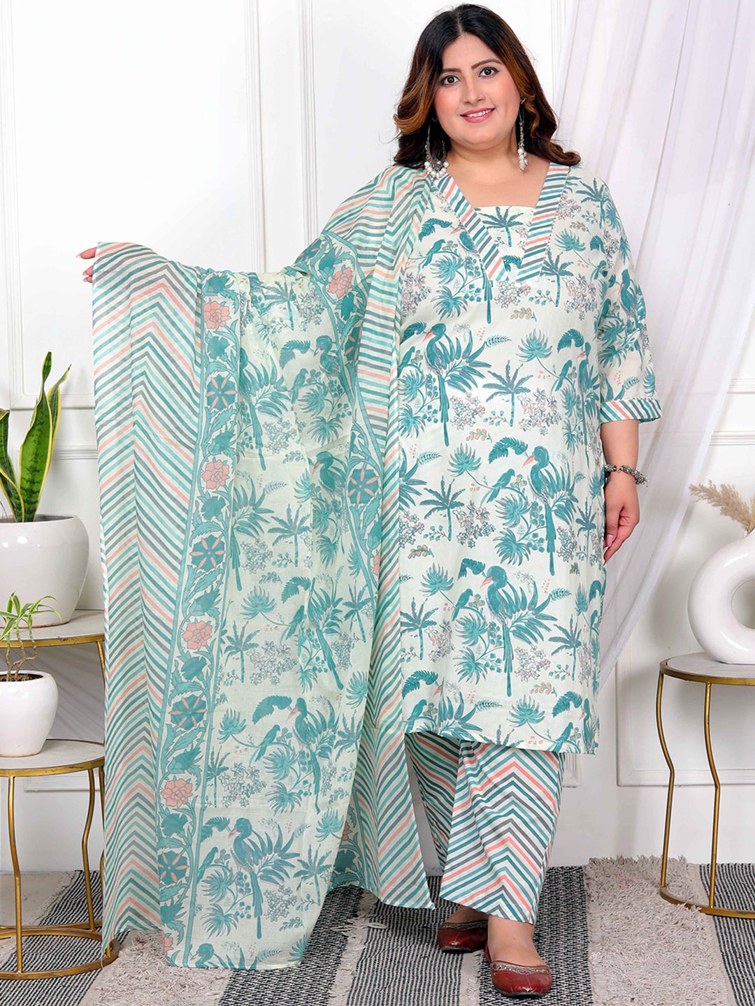 MIRAVAN Plus Size Floral Printed Pure Cotton Straight Kurta With Palazzo And Dupatta, White
MIRAVAN Plus Size Floral Printed Pure Cotton Straight Kurta With Palazzo And Dupatta, White