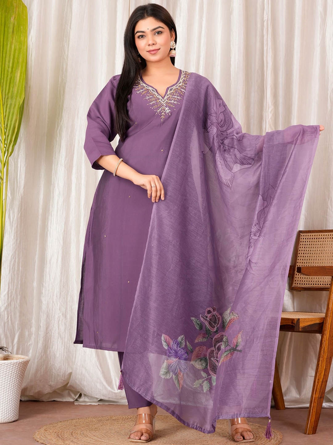XAYCRA CREATION Floral Embroidered Zardozi Straight Kurta With Trousers And Dupatta, Lavender
XAYCRA CREATION Floral Embroidered Zardozi Straight Kurta With Trousers And Dupatta, Lavender
