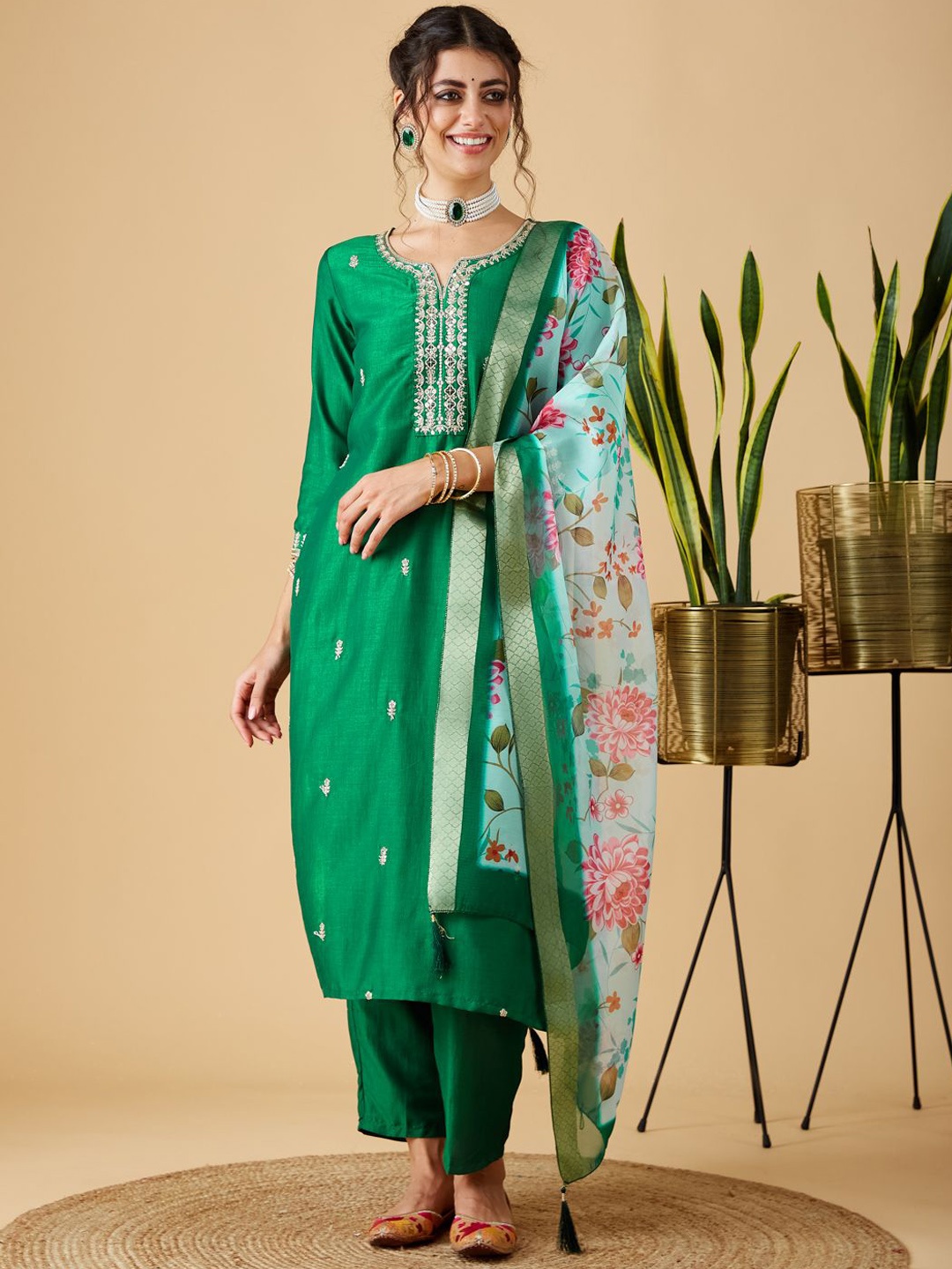 MOKOSH Floral Embroidered Notch Neck Straight Kurta With Trousers And Dupatta, Green
MOKOSH Floral Embroidered Notch Neck Straight Kurta With Trousers And Dupatta, Green