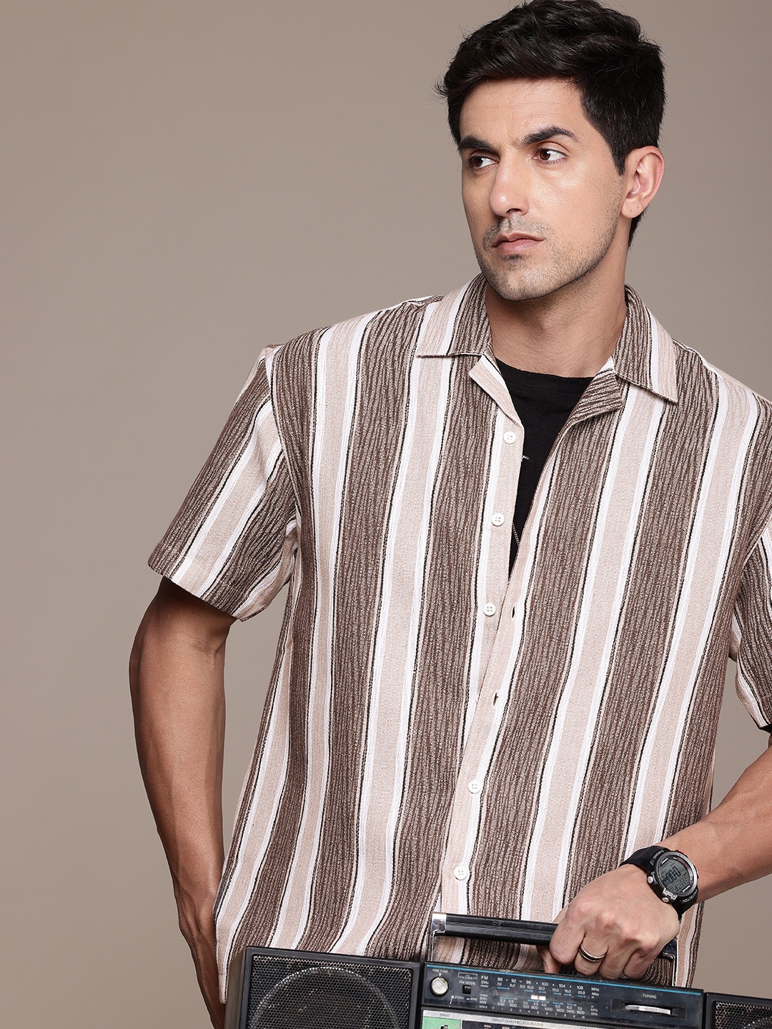The Roadster Life Co. Relaxed Fit Self Striped Drop-Shoulder Sleeves Casual Shirt, Brown
The Roadster Life Co. Relaxed Fit Self Striped Drop-Shoulder Sleeves Casual Shirt, Brown