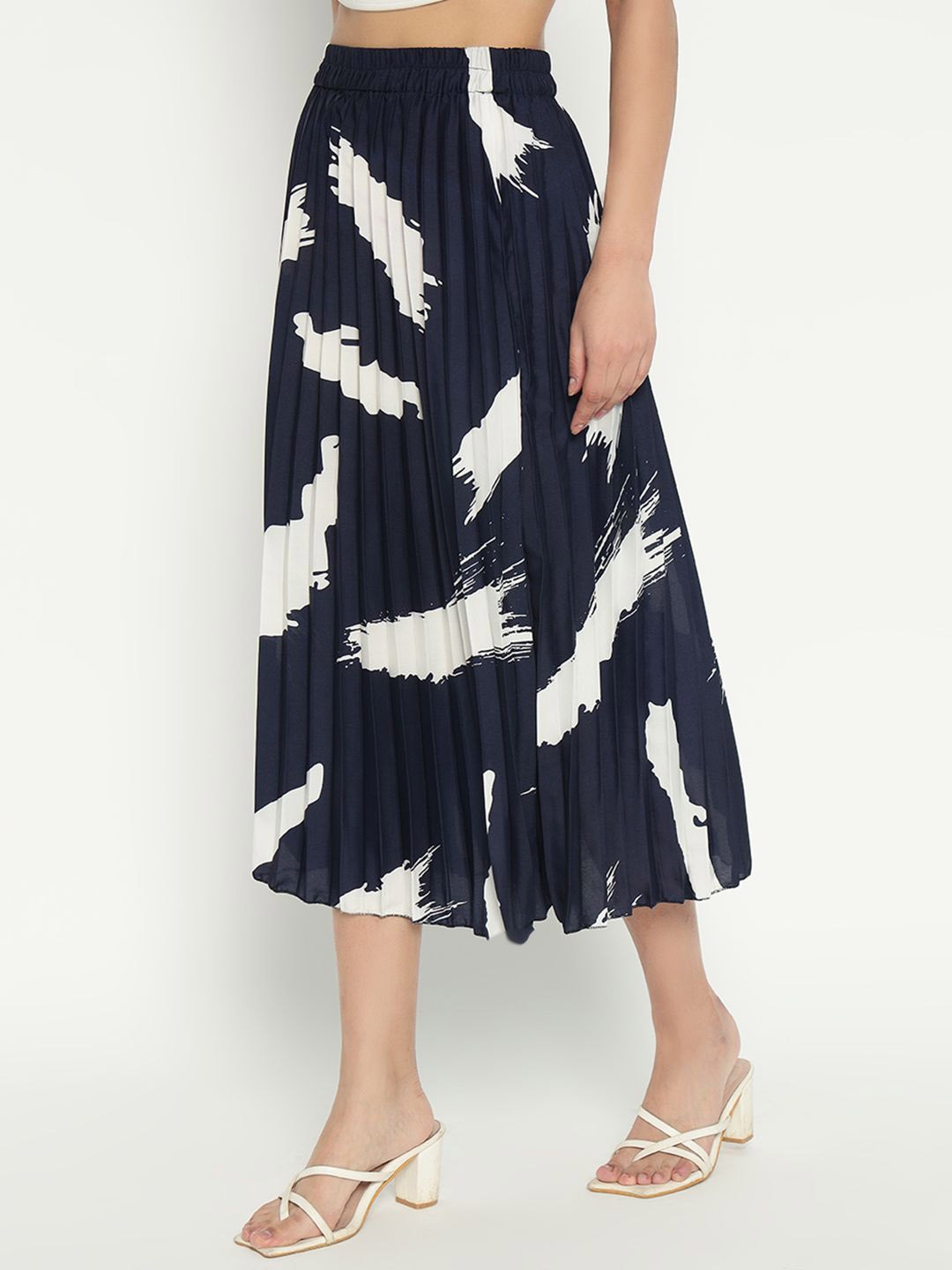 Raiyani Enterprise Women Abstract Printed Accordion Pleats A-Line Skirt, Navy blue
Raiyani Enterprise Women Abstract Printed Accordion Pleats A-Line Skirt, Navy blue