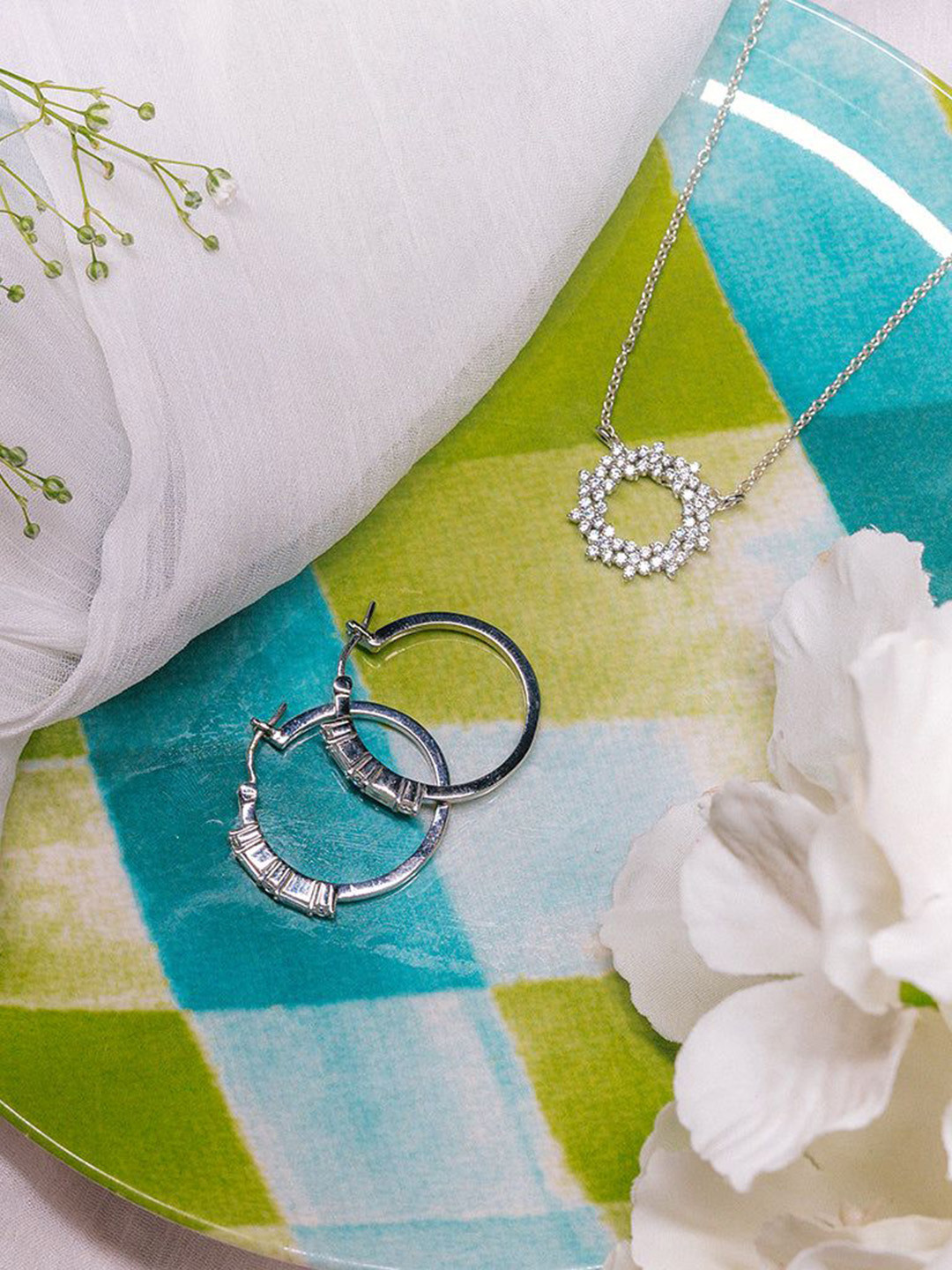 Ruhaani Sterling Silver Rhodium-Plated Cubic Zirconia Sparkling Hoops Jewellery Set
Ruhaani Sterling Silver Rhodium-Plated Cubic Zirconia Sparkling Hoops Jewellery Set