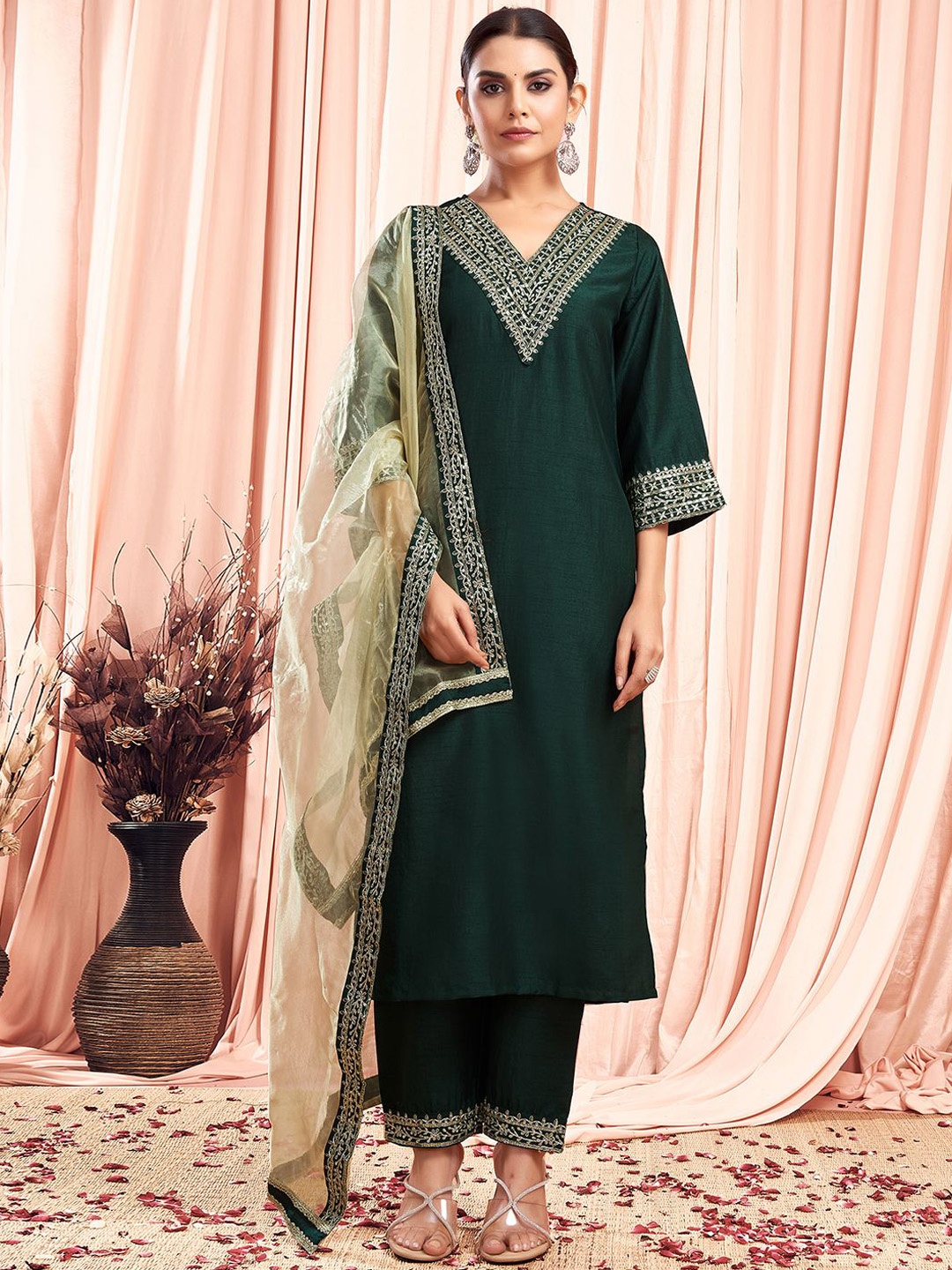KALINI Floral Embroidered Gotta Patti Work V-Neck Straight Kurta With Trousers And Dupatta, Green
KALINI Floral Embroidered Gotta Patti Work V-Neck Straight Kurta With Trousers And Dupatta, Green