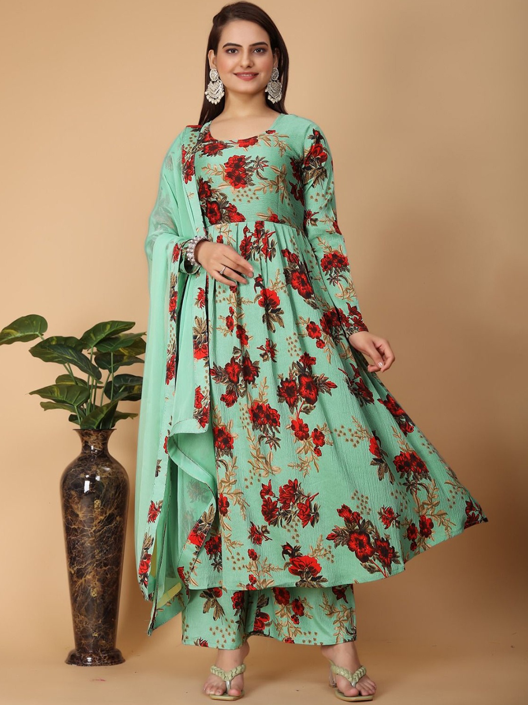 KHODALCREATIN Floral Printed Round Neck Anarkali Kurta With Palazzos & Dupatta, Lime green
KHODALCREATIN Floral Printed Round Neck Anarkali Kurta With Palazzos & Dupatta, Lime green