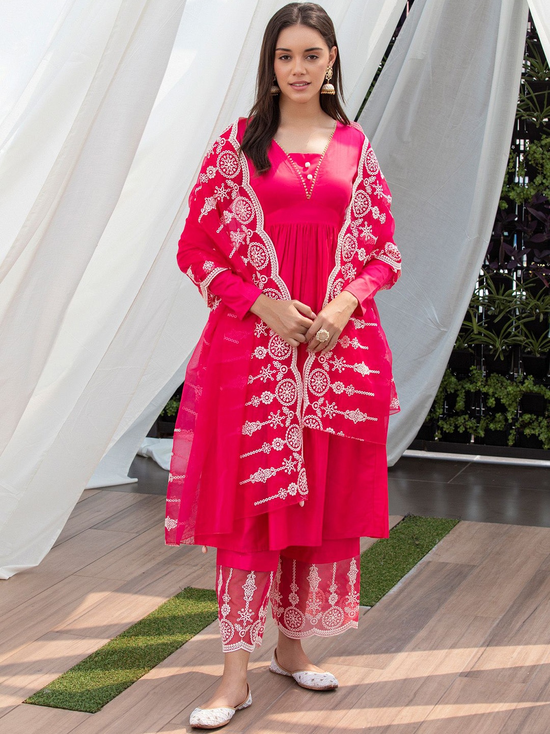SEW Floral Embroidered V-Neck Pure Cotton Anarkali Kurta With Trouser And Dupatta, Pink
SEW Floral Embroidered V-Neck Pure Cotton Anarkali Kurta With Trouser And Dupatta, Pink