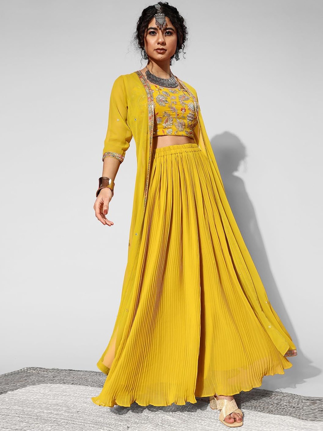 choiceit Floral Embroidered Shoulder Straps Sleeveless Crop Top With Palazzos And Shrug, Yellow
choiceit Floral Embroidered Shoulder Straps Sleeveless Crop Top With Palazzos And Shrug, Yellow