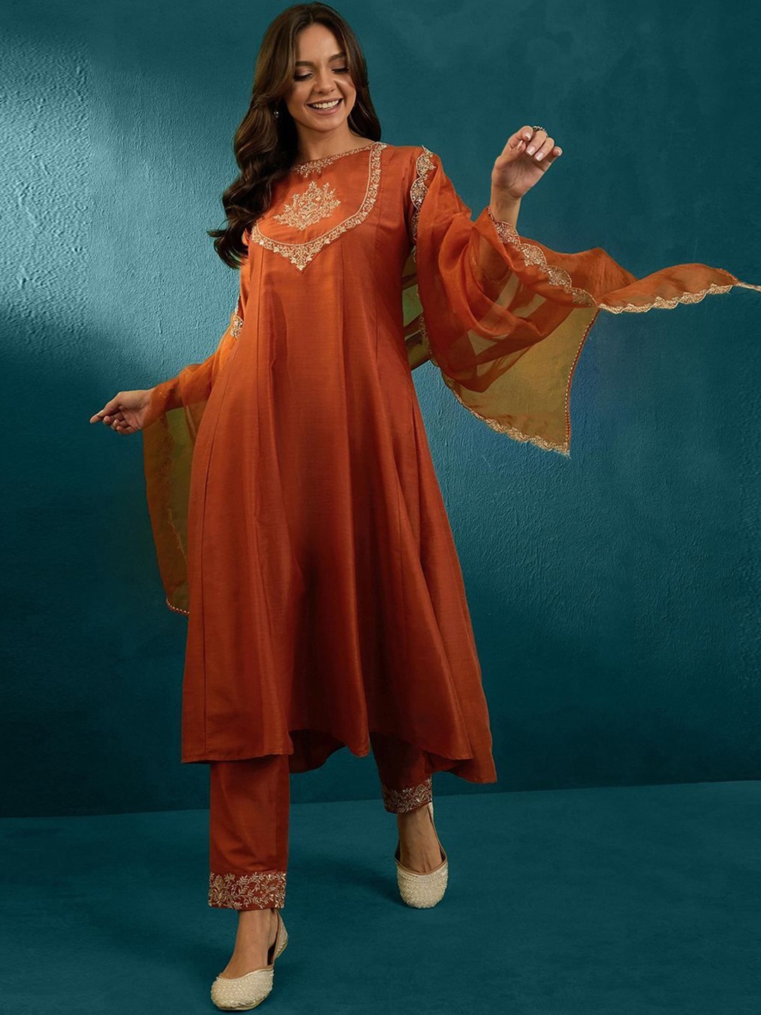 Fashion Ritmo Panelled Floral Embroidered A-Line Kurta With Trousers And Dupatta, Orange
Fashion Ritmo Panelled Floral Embroidered A-Line Kurta With Trousers And Dupatta, Orange
