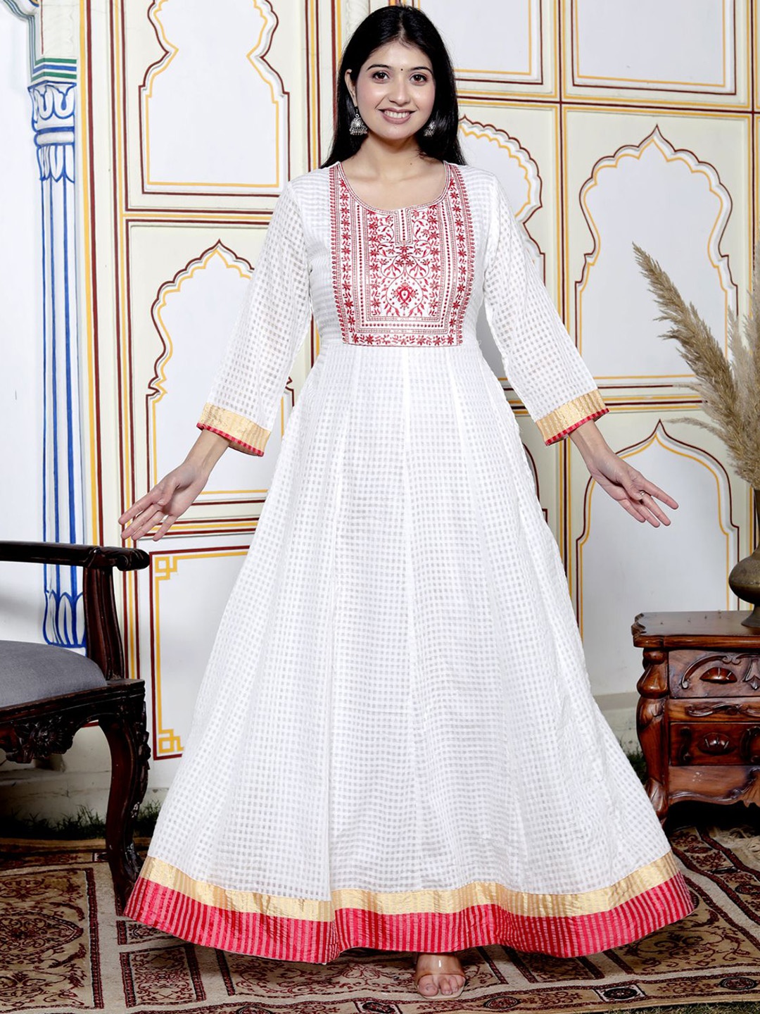 NITVAN Woven Design Floral Embroidered Round Neck Sequinned Anarkali Kurta, White
NITVAN Woven Design Floral Embroidered Round Neck Sequinned Anarkali Kurta, White