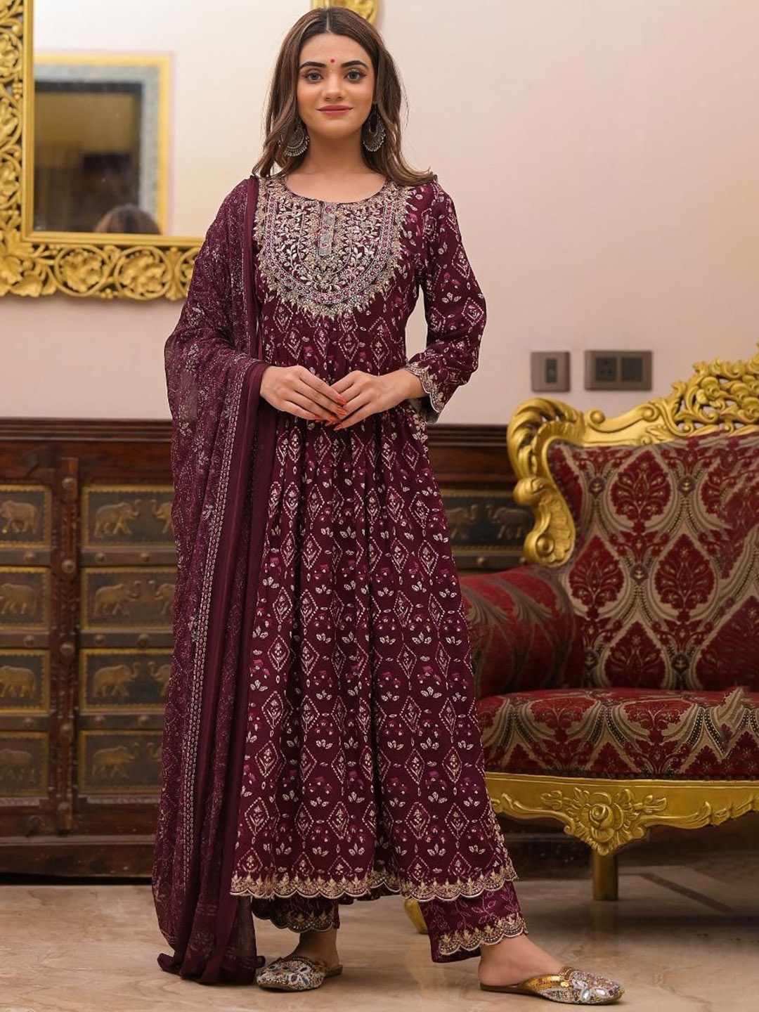 Gauric creation Women Floral Printed Regular Kurta with Trousers & With Dupatta, Maroon
Gauric creation Women Floral Printed Regular Kurta with Trousers & With Dupatta, Maroon