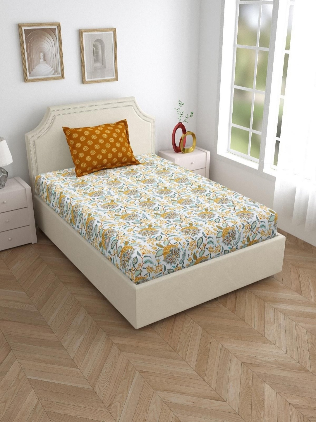 Aura Gulmohar Yellow Floral Printed Pure Cotton120 TC Single Bedsheet Set 2.28 m X 1.50 m
Aura Gulmohar Yellow Floral Printed Pure Cotton120 TC Single Bedsheet Set 2.28 m X 1.50 m