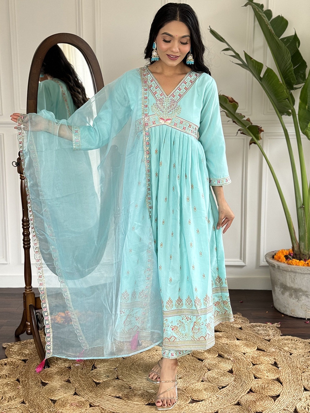 PARNAVI Manjari Floral Embroidered V-Neck Pleated Anarkali Kurta With Trouser & Dupatta, Blue
PARNAVI Manjari Floral Embroidered V-Neck Pleated Anarkali Kurta With Trouser & Dupatta, Blue