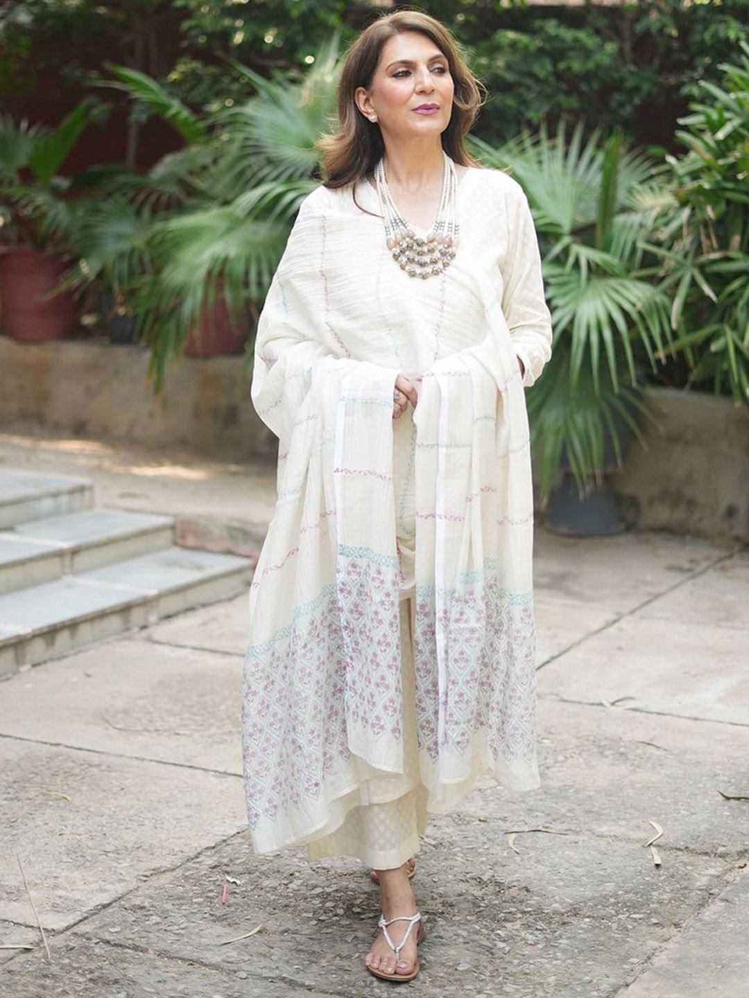 Anni Designer Geometric Printed V-Neck Straight Kurta With Palazzos And Dupatta, White
Anni Designer Geometric Printed V-Neck Straight Kurta With Palazzos And Dupatta, White