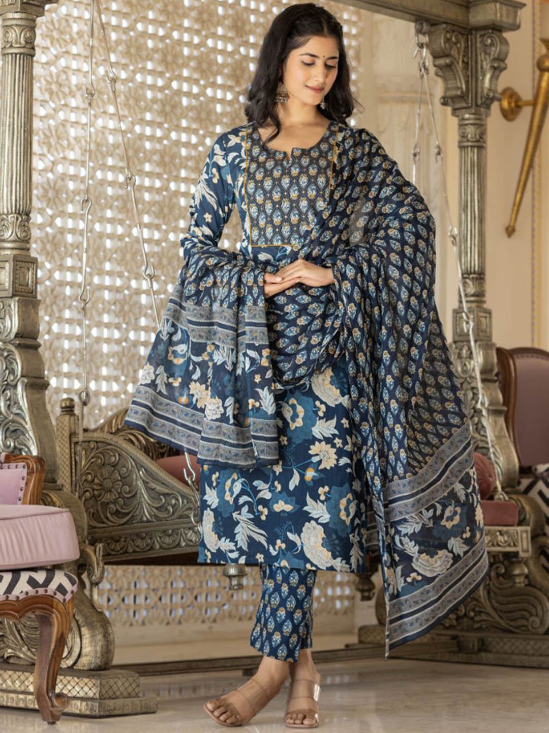 AARDRAA Floral Printed Notch Neck Pure Cotton Straight Kurta With Trousers And Dupatta, Blue
AARDRAA Floral Printed Notch Neck Pure Cotton Straight Kurta With Trousers And Dupatta, Blue