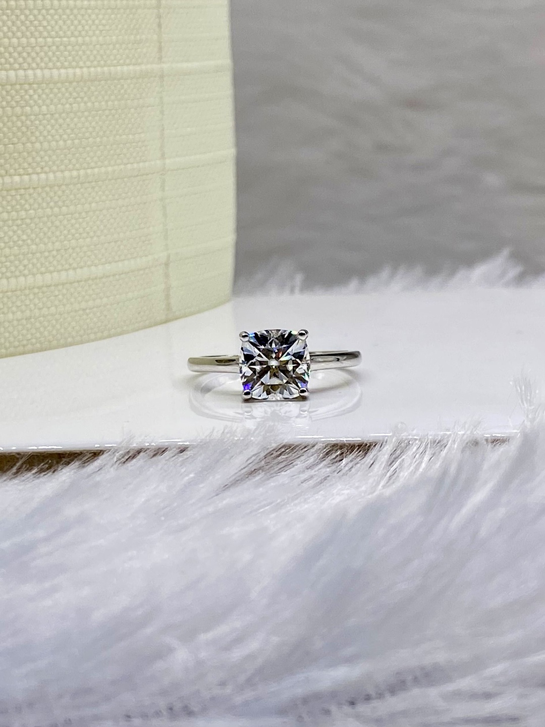 Cutiefy By Fiona diamonds Rosella Moissanite 925 Sterling Silver-Plated Stone-Studded Ring
Cutiefy By Fiona diamonds Rosella Moissanite 925 Sterling Silver-Plated Stone-Studded Ring