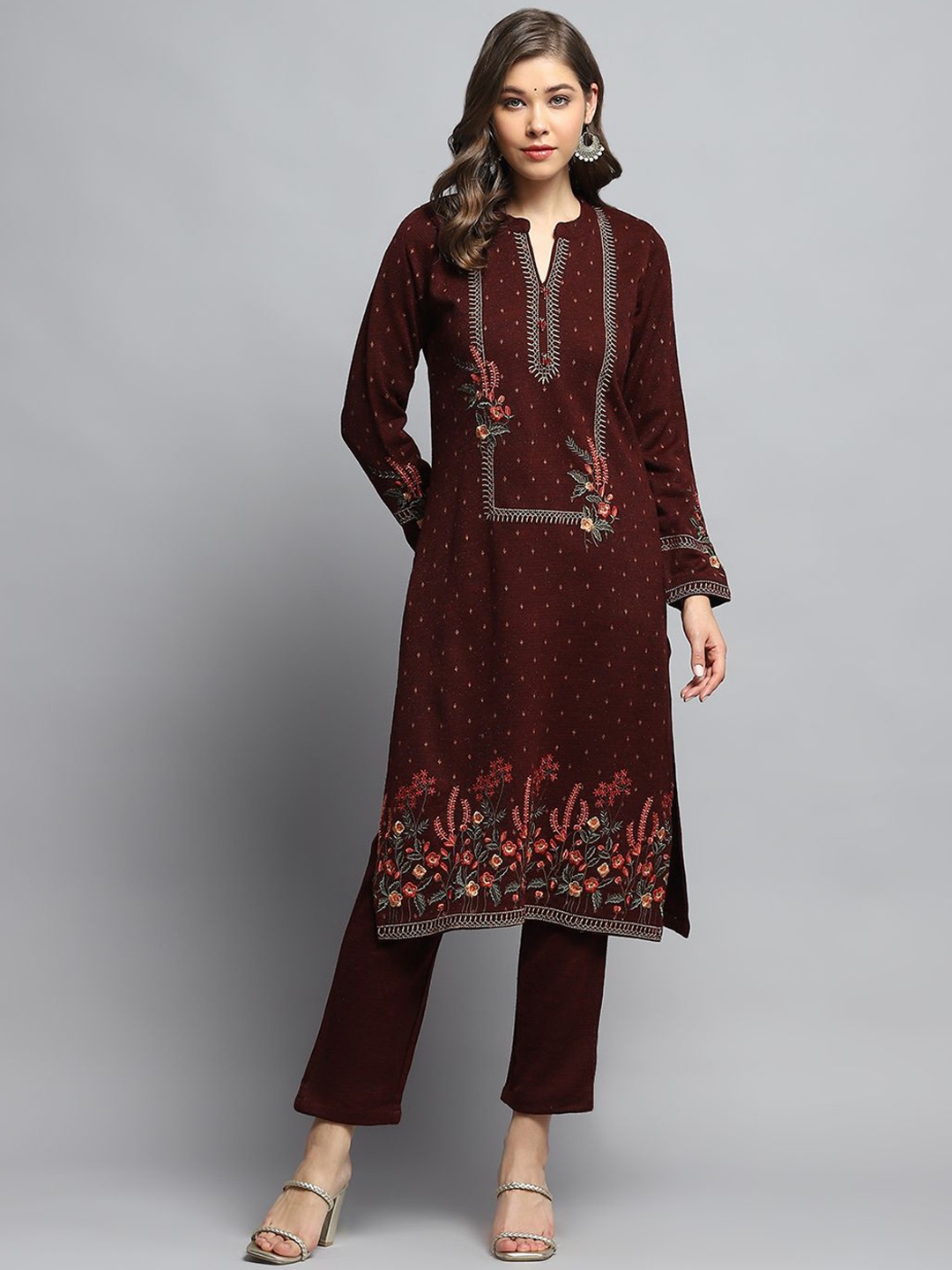 Monte Carlo Self design Printed Mandarin Collar Straight Kurta with Trousers, Maroon
Monte Carlo Self design Printed Mandarin Collar Straight Kurta with Trousers, Maroon