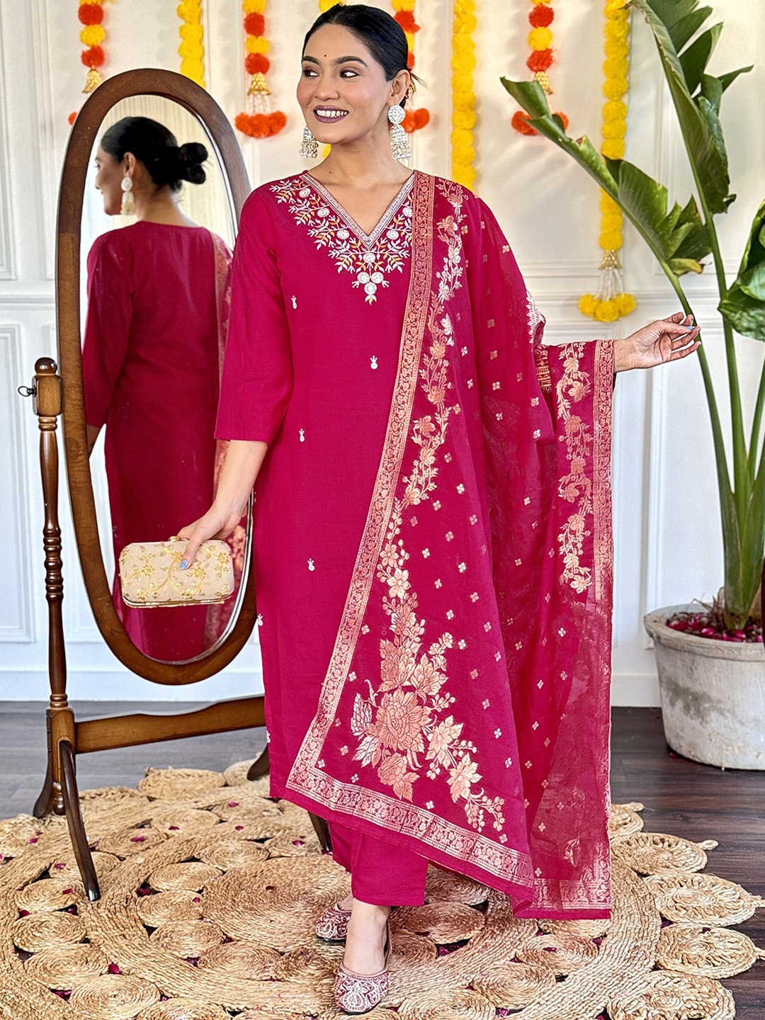 PARNAVI Floral Embroidered Thread Work Chanderi Cotton Kurta With Trousers And Dupatta, Pink
PARNAVI Floral Embroidered Thread Work Chanderi Cotton Kurta With Trousers And Dupatta, Pink