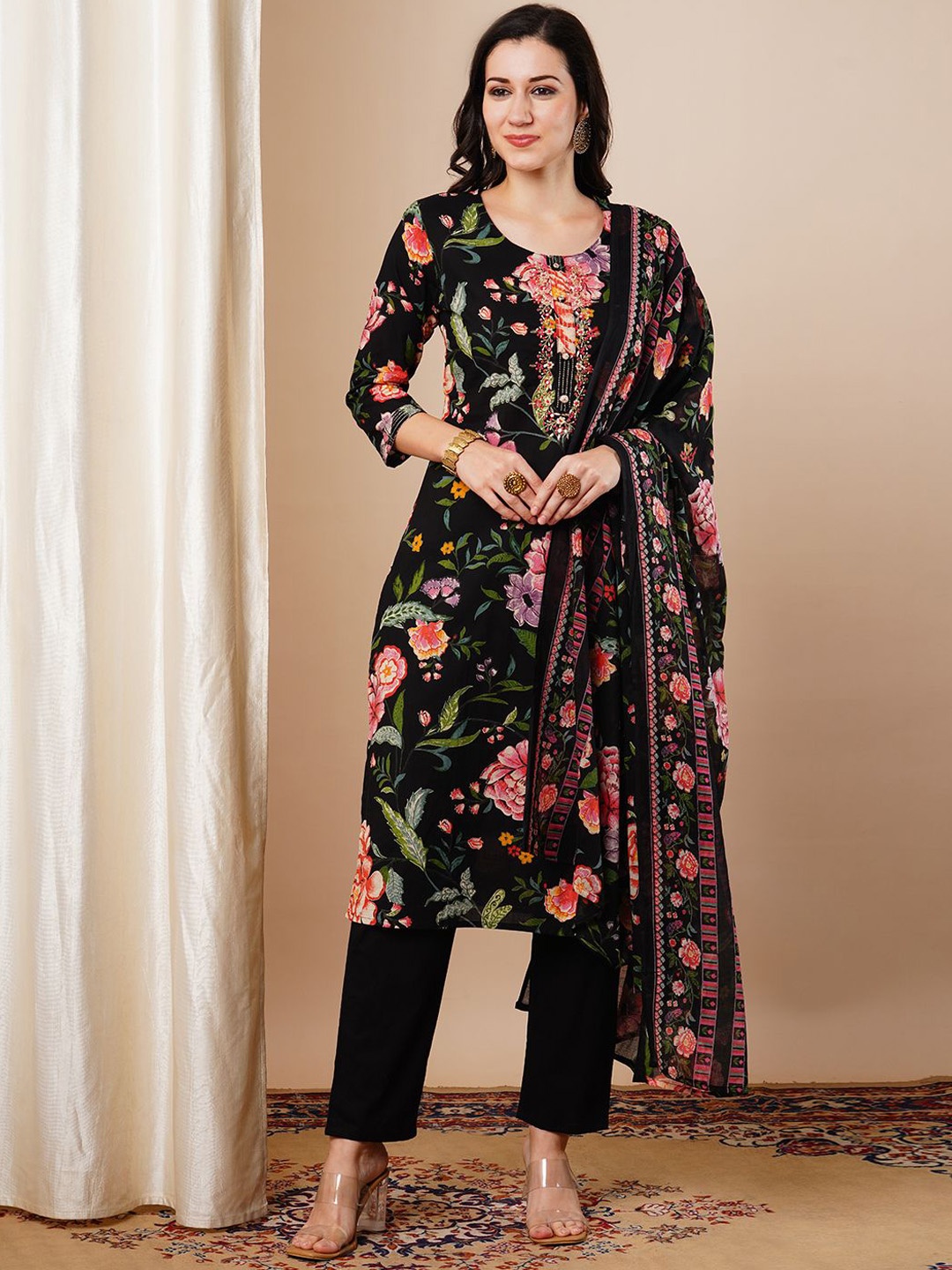 FASHOR Floral Embroidered Straight Pure Cotton Kurta With Trousers And Dupatta, Black
FASHOR Floral Embroidered Straight Pure Cotton Kurta With Trousers And Dupatta, Black