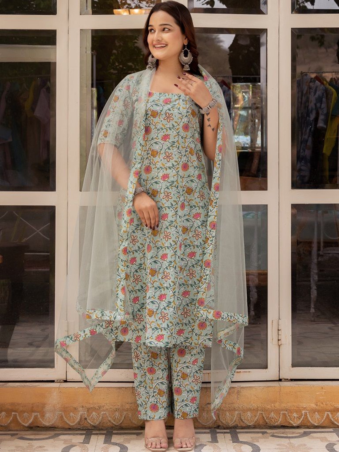 Pomcha Women Floral Printed Regular Gotta Patti Pure Cotton Kurta with Trousers & With Dupatta, Green
Pomcha Women Floral Printed Regular Gotta Patti Pure Cotton Kurta with Trousers & With Dupatta, Green
