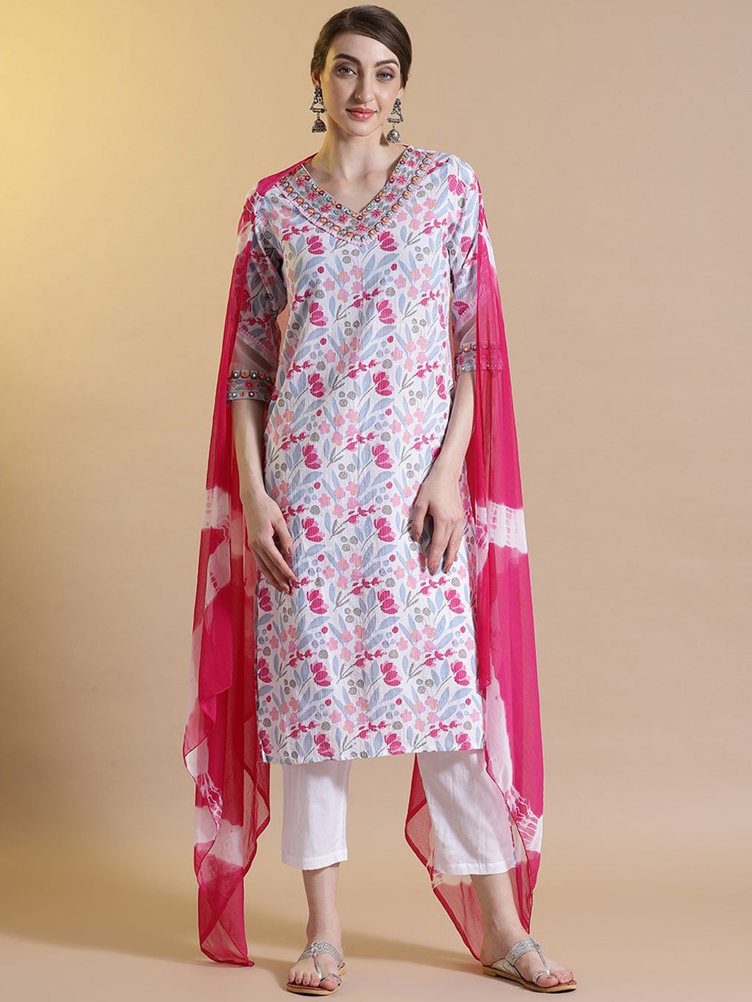 STYLEBAAZI Floral Printed Kantha Work Pure Cotton Straight Kurta With Trousers & Dupatta, White
STYLEBAAZI Floral Printed Kantha Work Pure Cotton Straight Kurta With Trousers & Dupatta, White