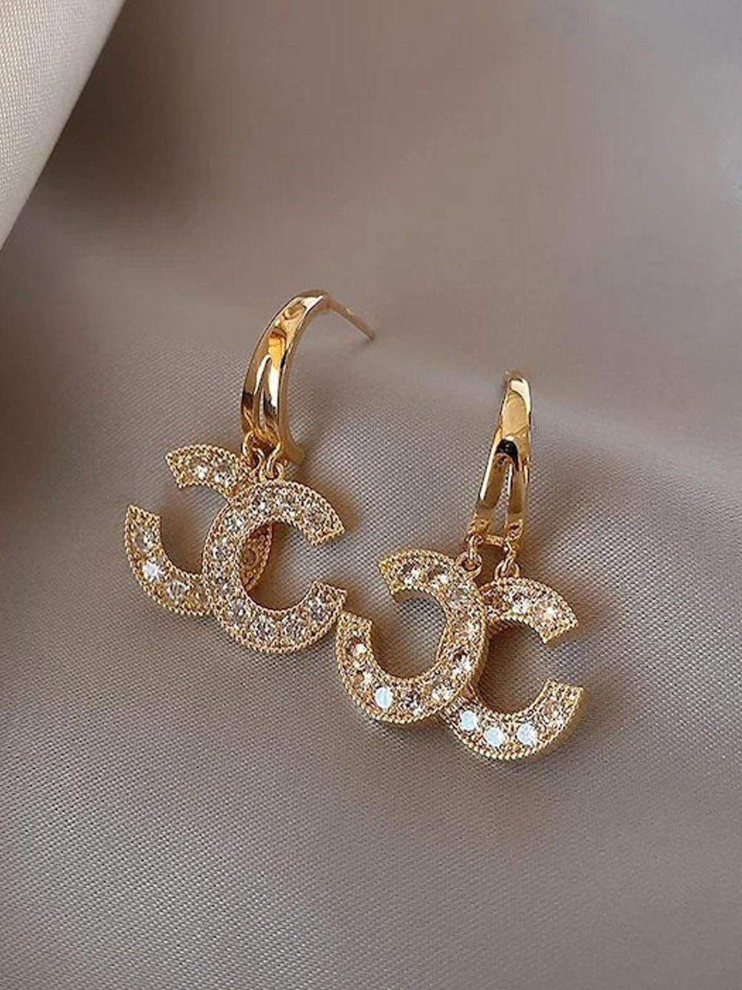 styledose Stainless Steel Gold-Plated Artificial Stones Studded Classic Drop Earrings
styledose Stainless Steel Gold-Plated Artificial Stones Studded Classic Drop Earrings