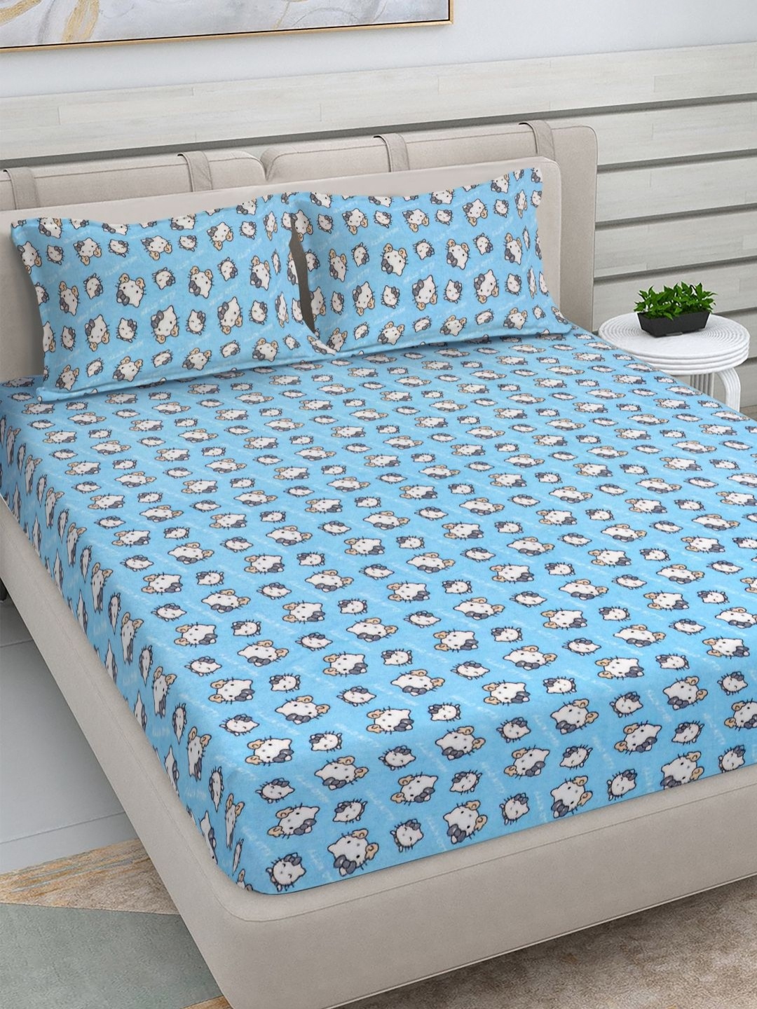 FABINALIV Blue & White Printed Woollen 300 TC King Bedsheet Sets - 2.50 m x 2.25 m
FABINALIV Blue & White Printed Woollen 300 TC King Bedsheet Sets - 2.50 m x 2.25 m